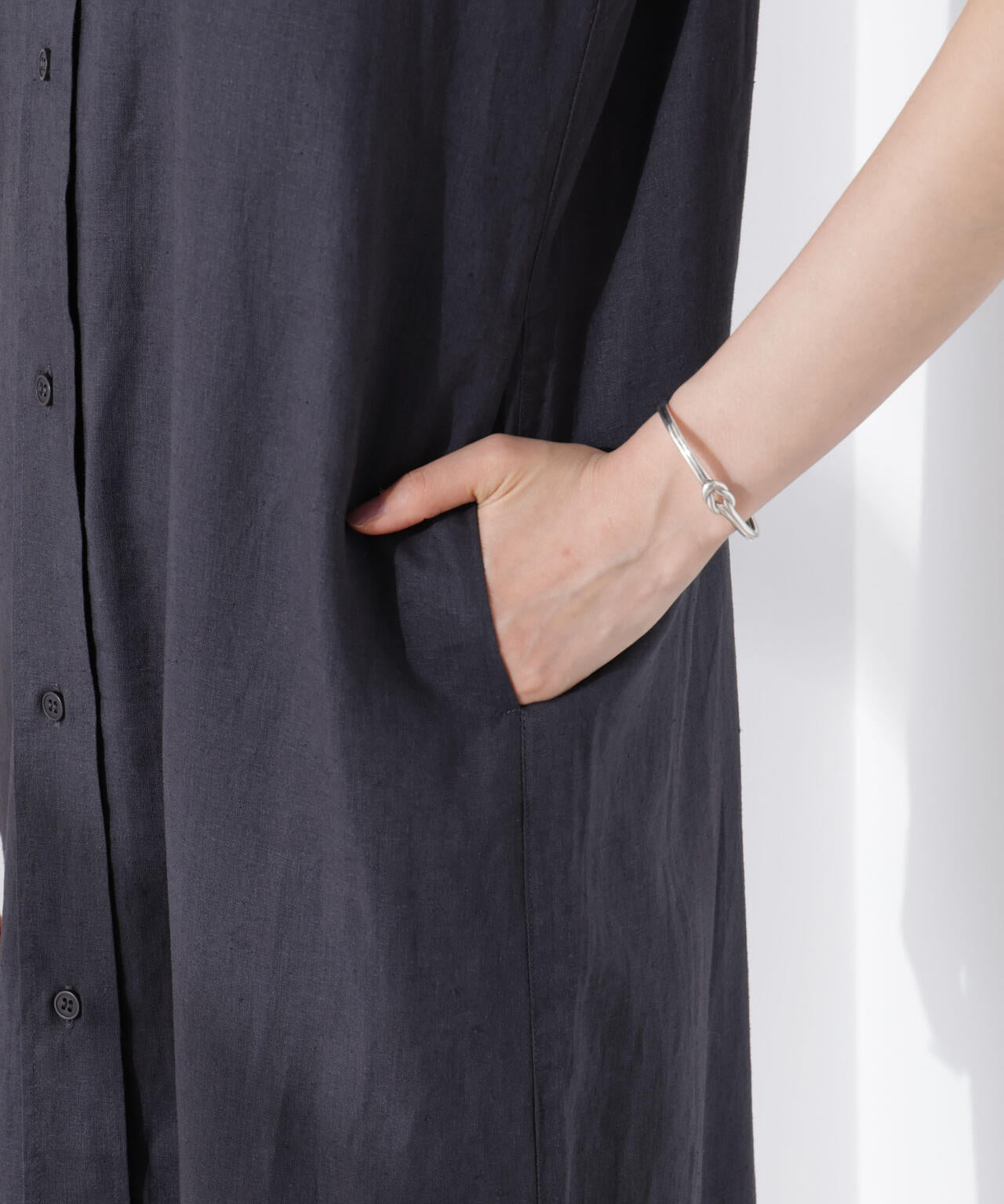 Anti Smell Linen フレンチスリーブワンピース