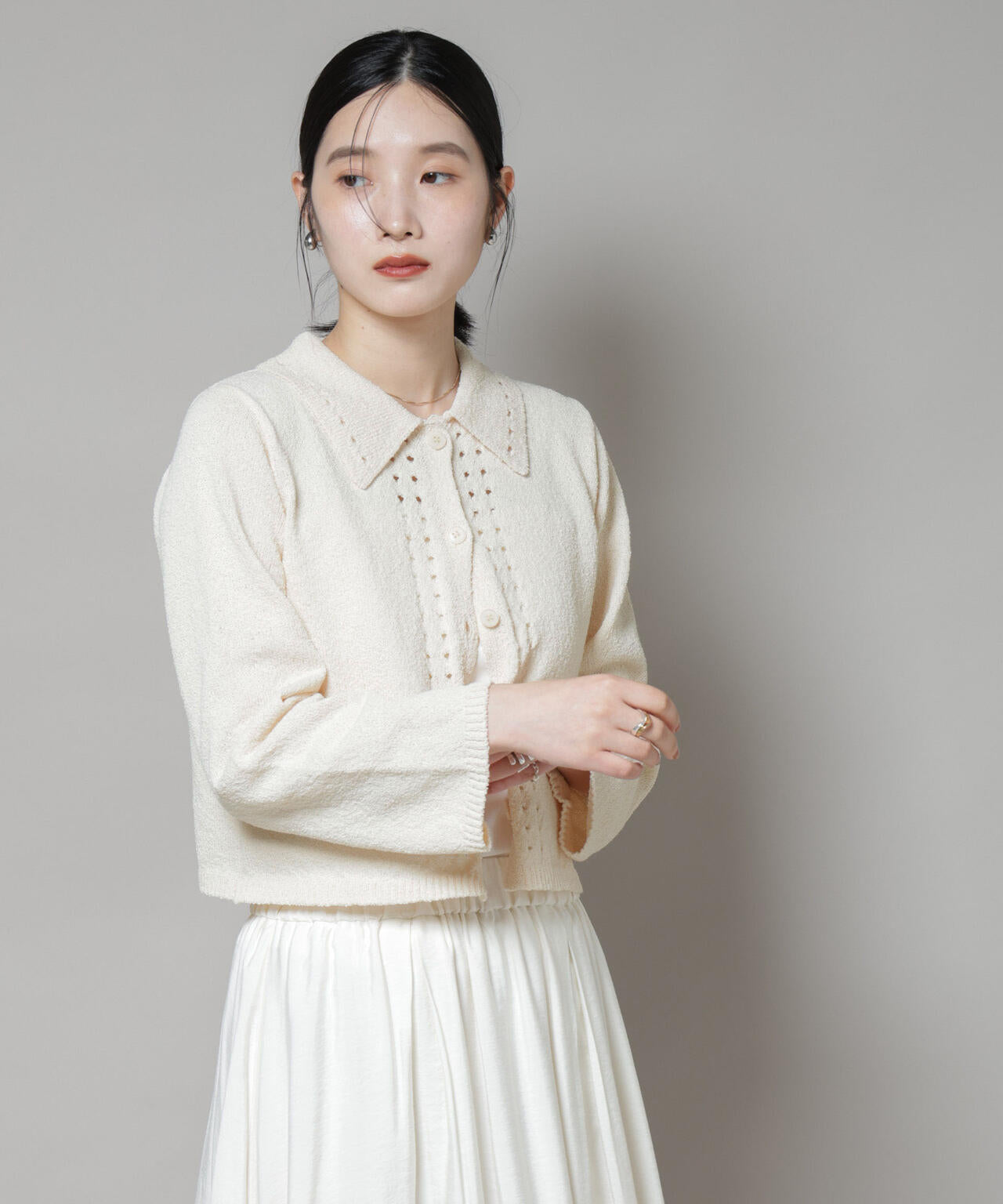 衿付アイレットクロップドニットカーディガン