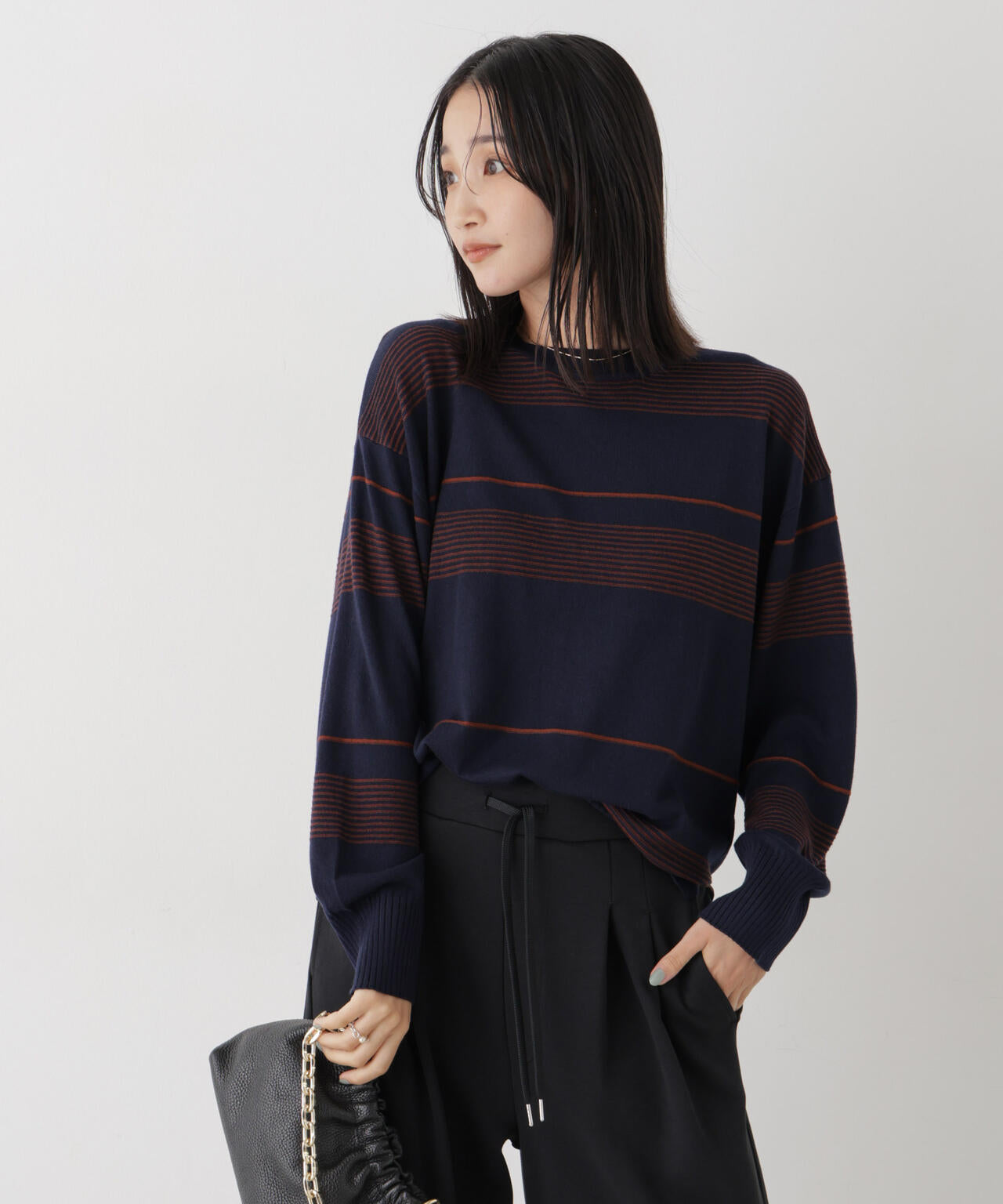 パネルボーダークルーネックプルオーバートップス