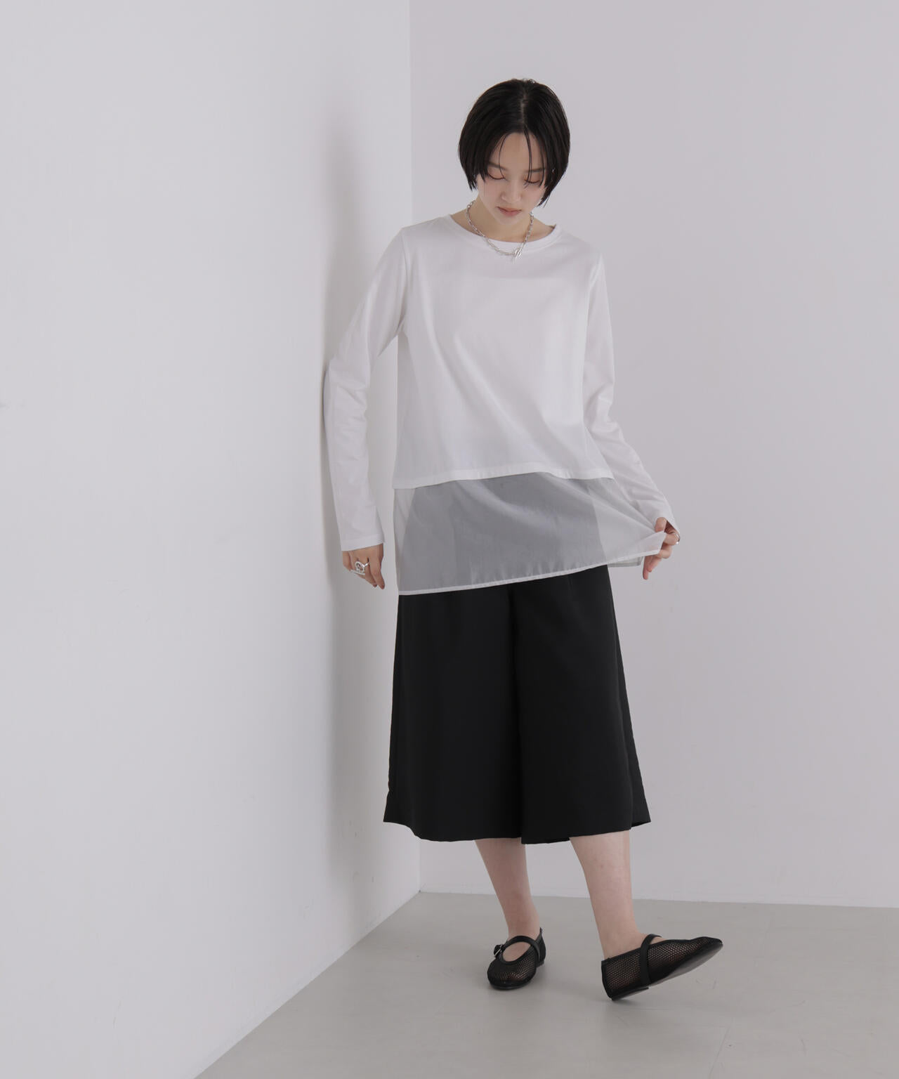 オーガンジーヘム切り替えロングスリーブTシャツ