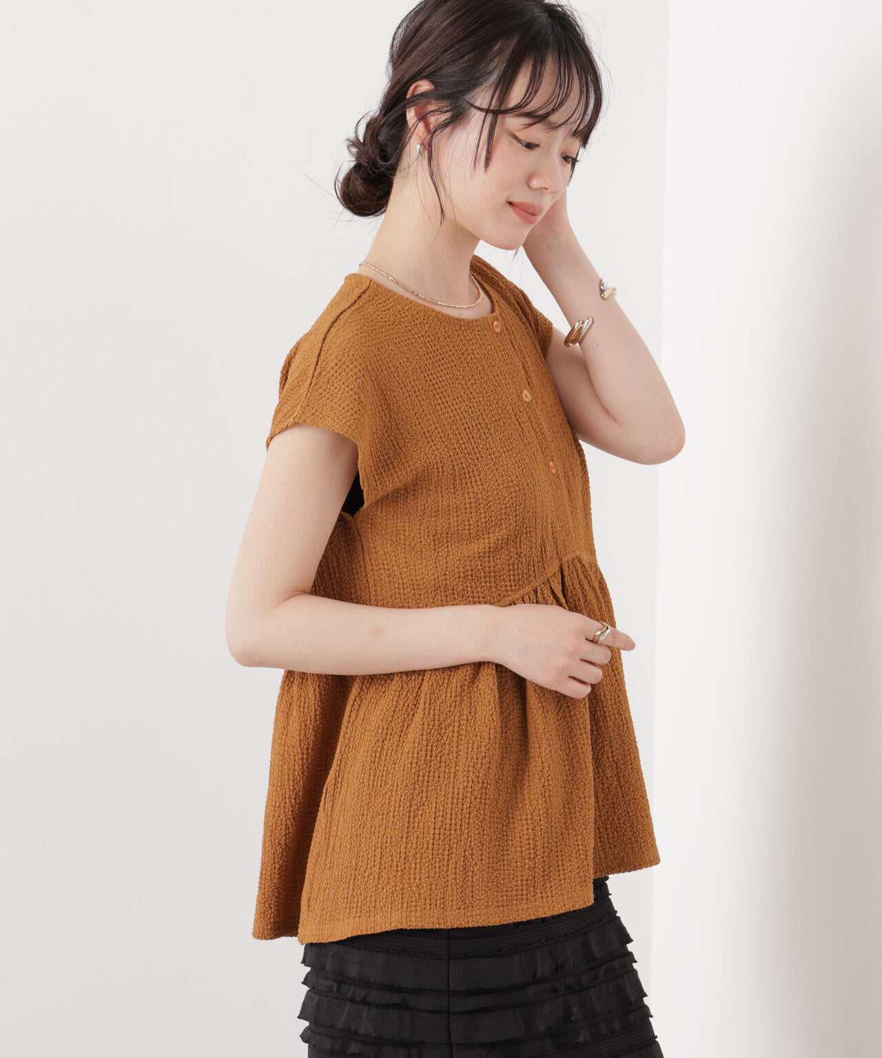フクレジャガードカットギャザーブラウス
