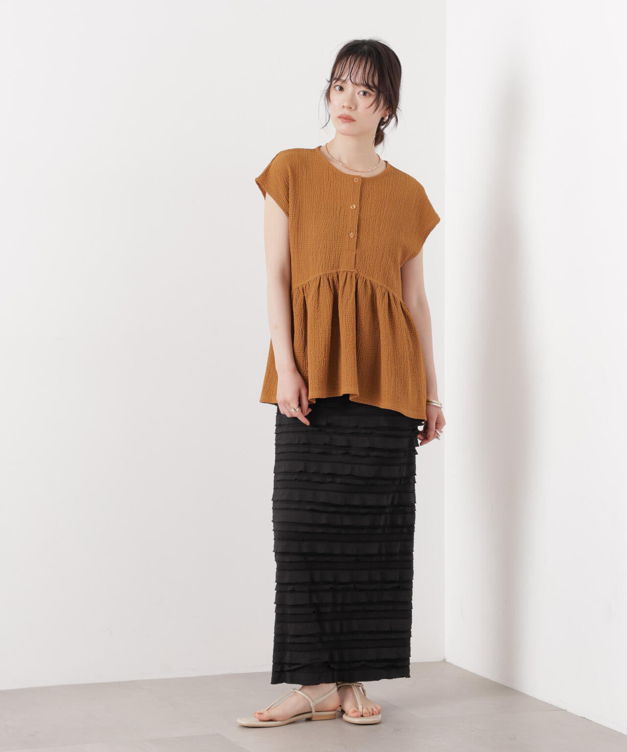フクレジャガードカットギャザーブラウス
