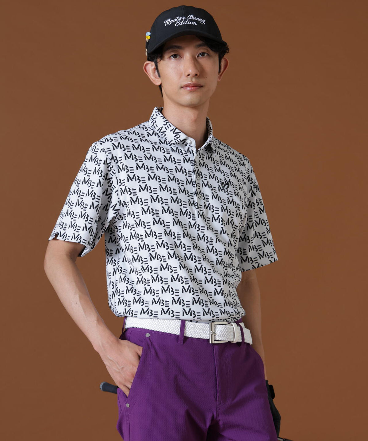 H:182cm/C:93/W:77/H:91 着用サイズ:5
