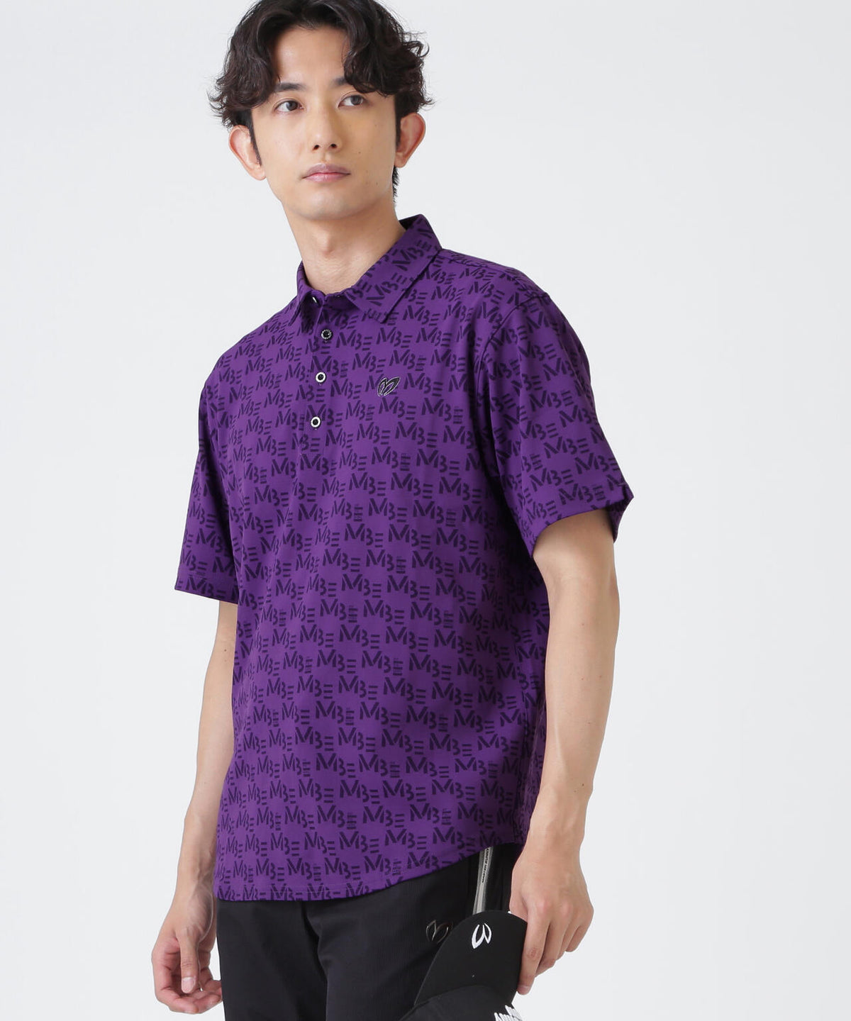 H:182cm/C:93/W:77/H:91 着用サイズ:5