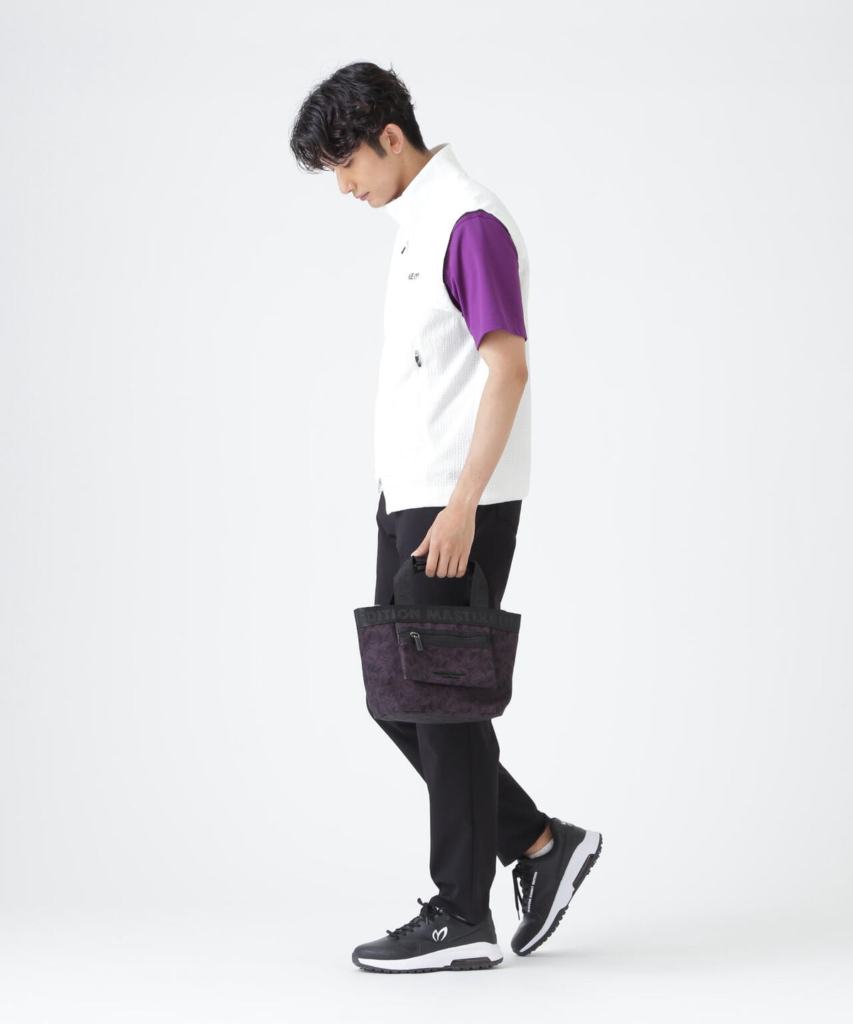 H:182cm/C:93/W:77/H:91