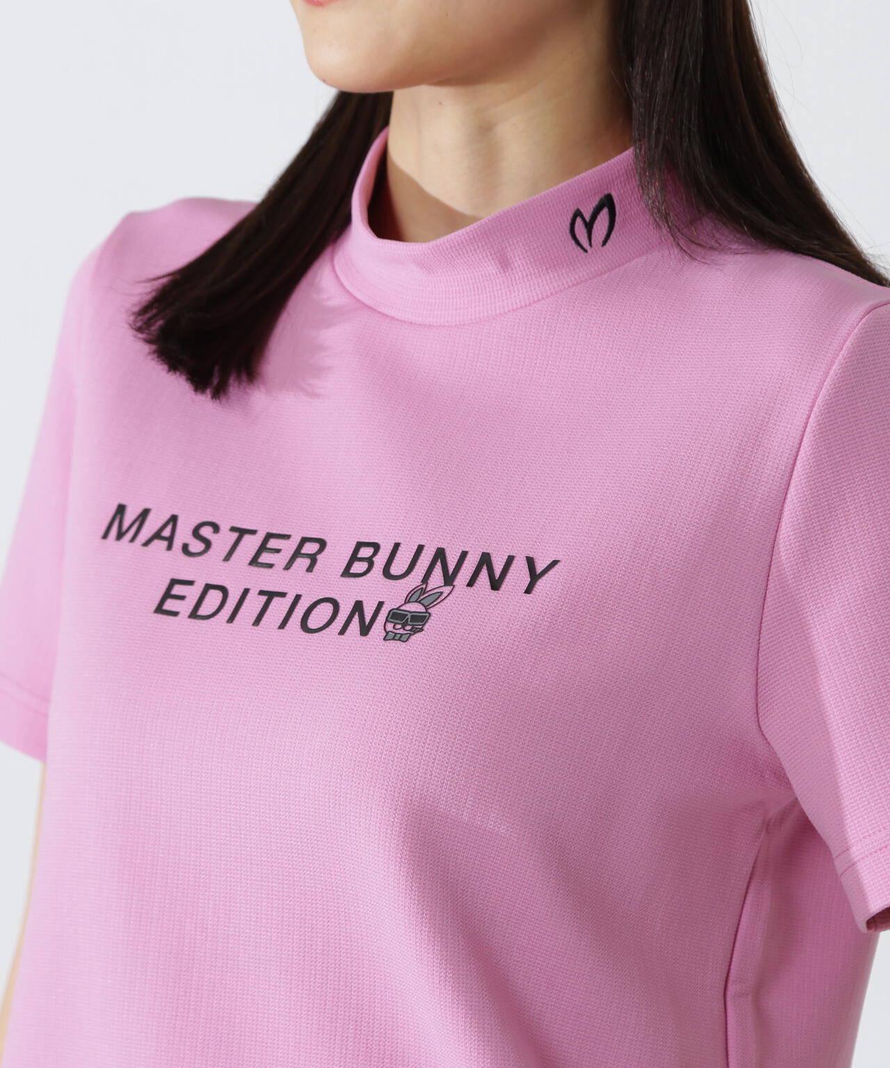 【SWAGGY BUNNY】ナイロンスムース半袖ハイネックカットソー