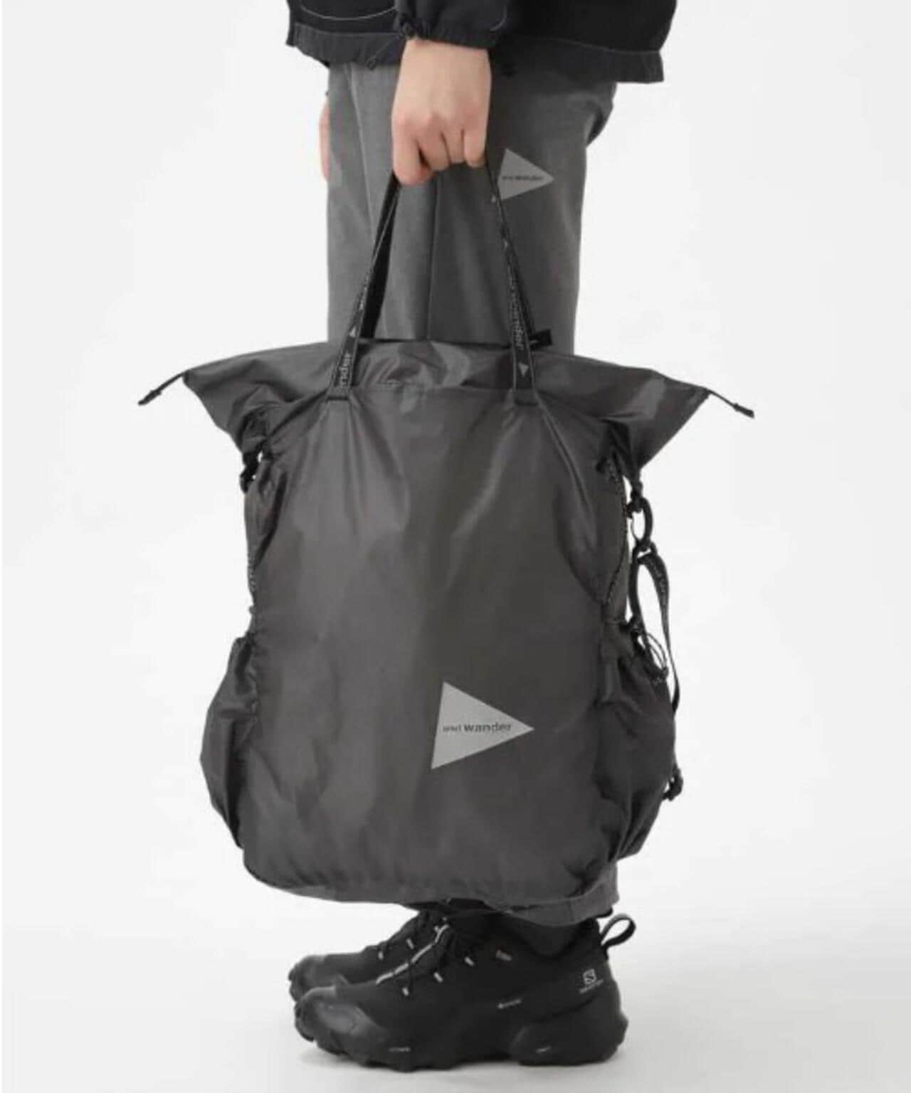 and wander/アンドワンダー sil tote bag シルトートバッグ 5743975113