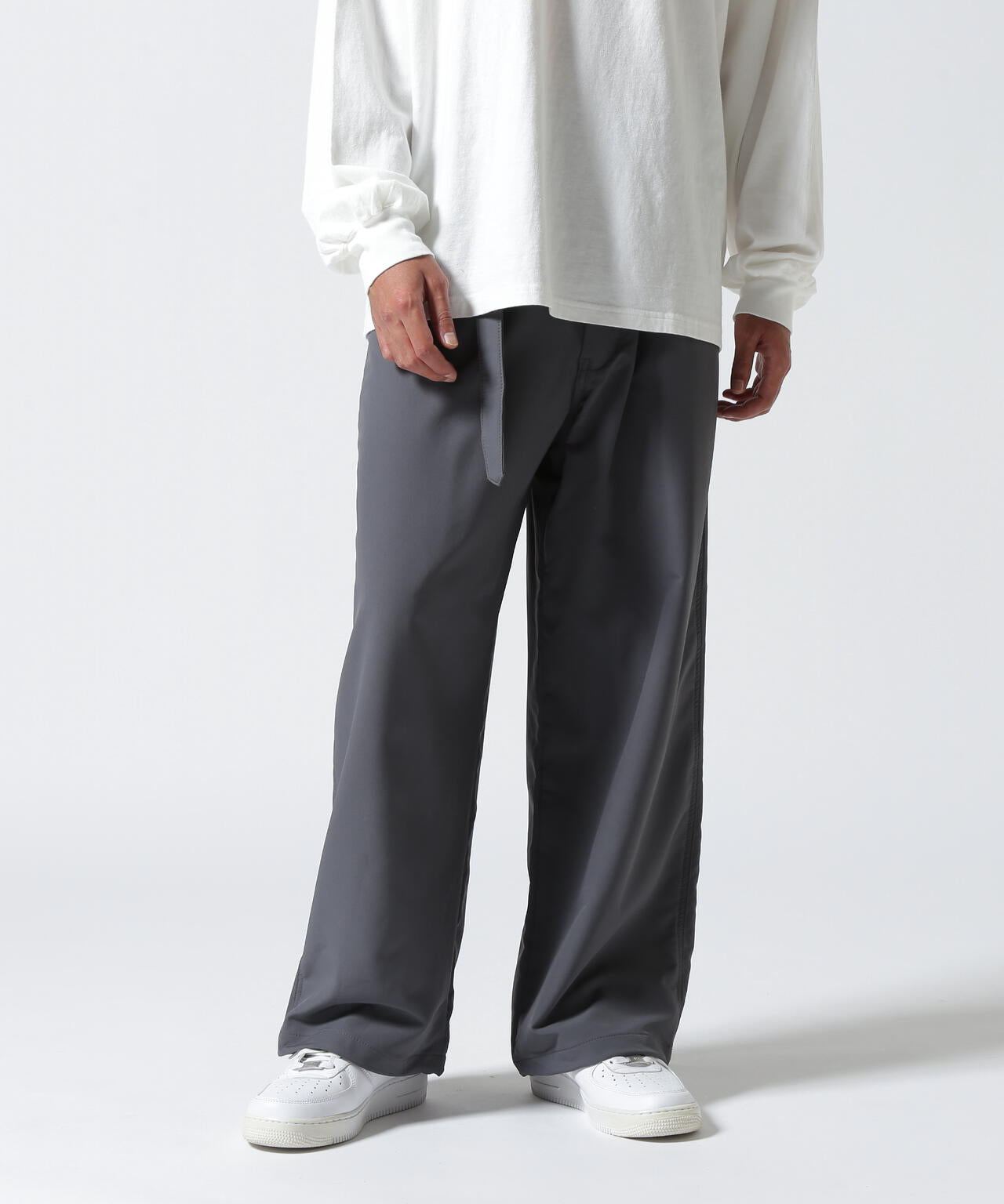 B omnivore STRETCH POLYESTER BELT LOOSE PANTS