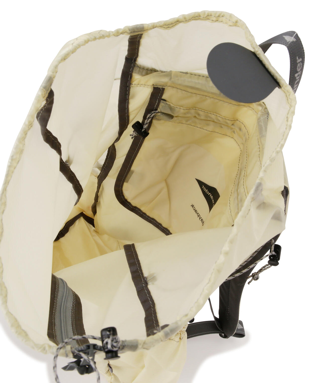 and wander/アンドワンダー sil daypack