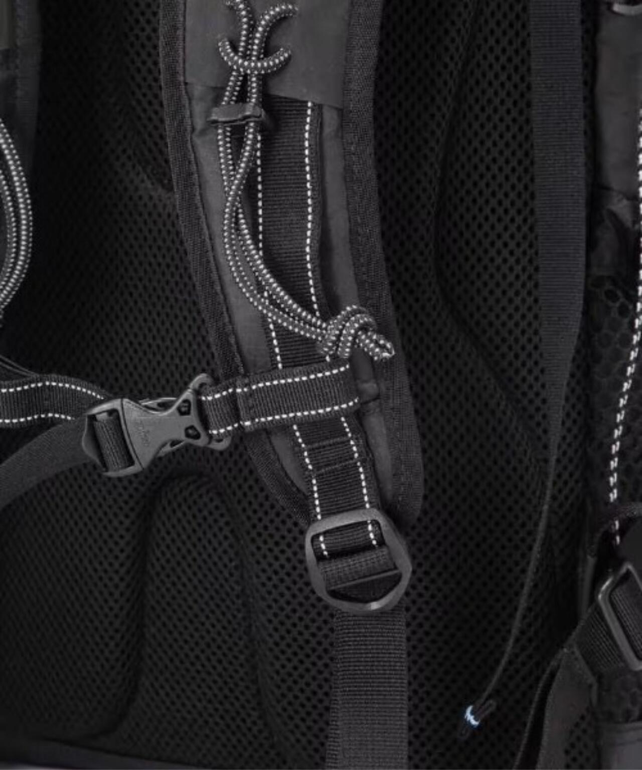 and wander/アンドワンダー ECOPAK 30L backpack
