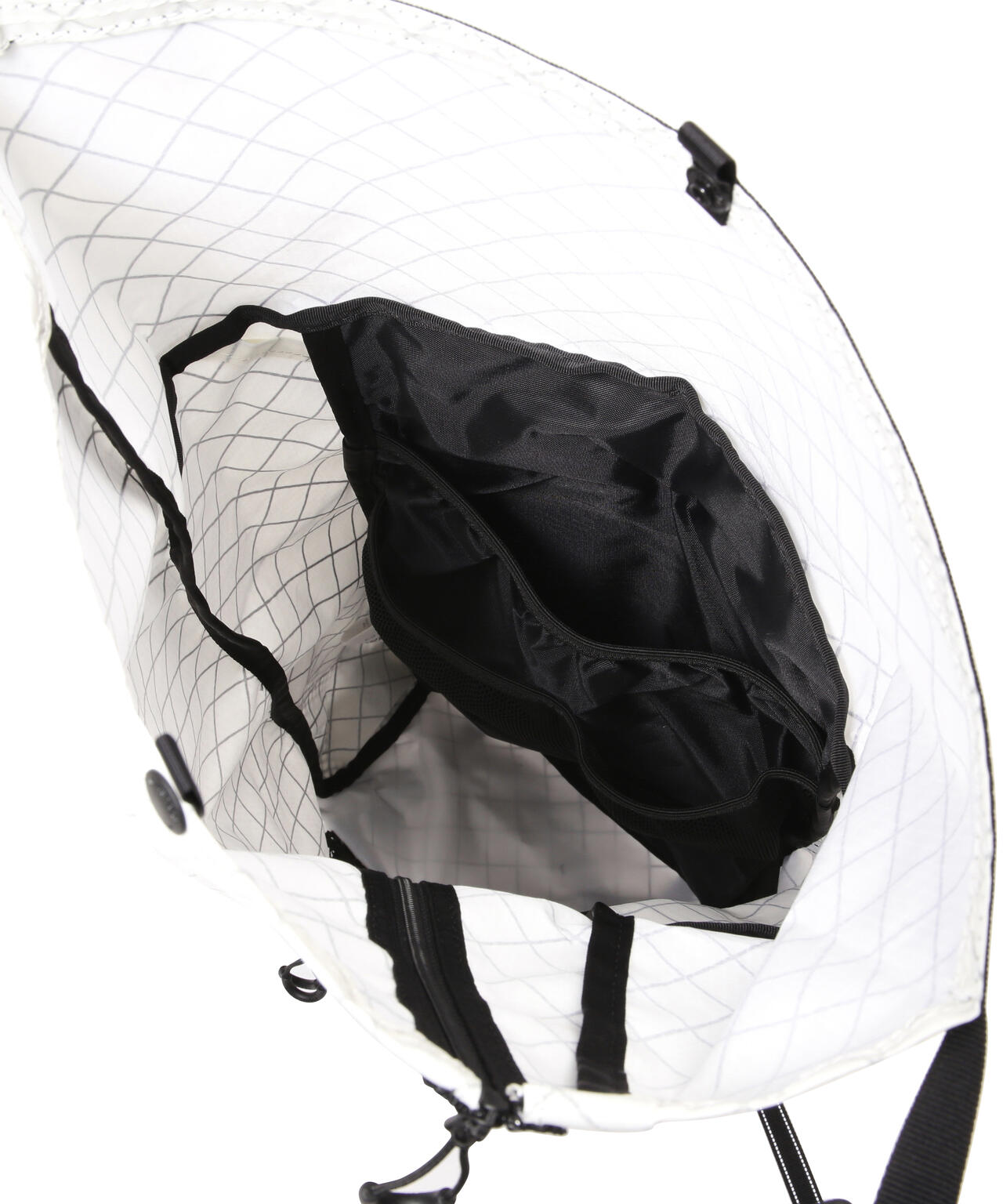 and wander/アンドワンダー ECOPAK 18L backpack