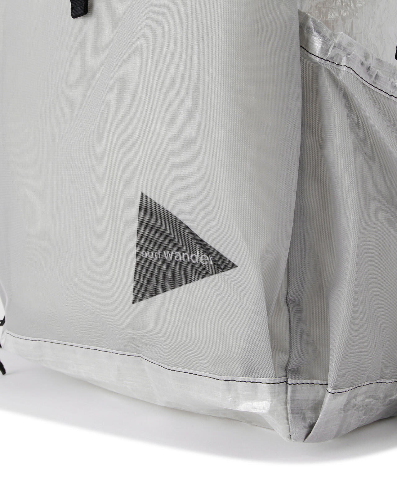 and wander/アンドワンダー UL backpack with Dyneema