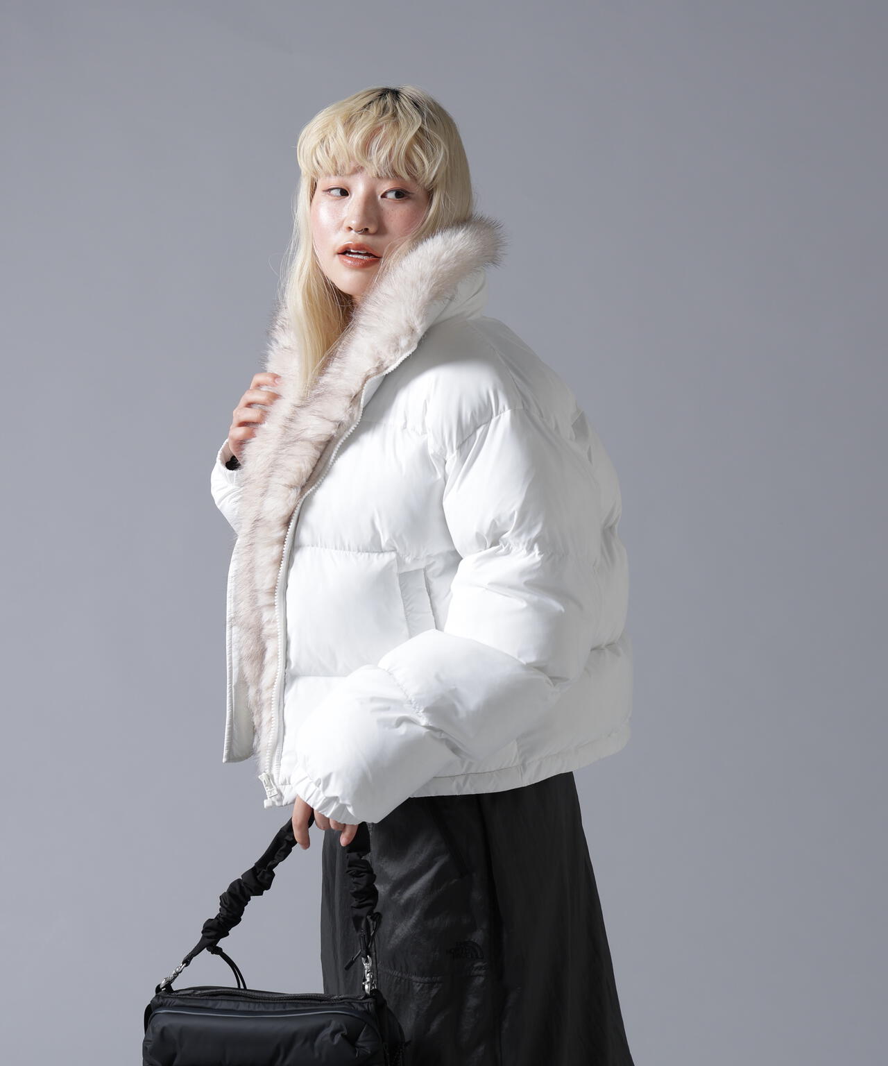 B omnivore/ビーオムニボー NYLON FUR STAND BLOUSON