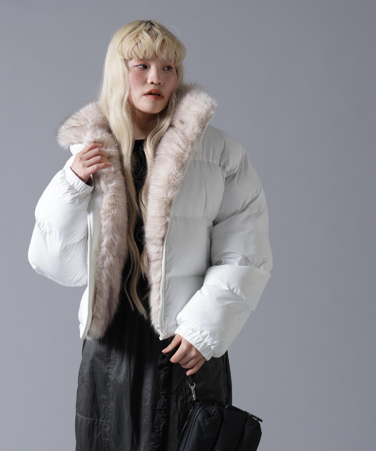 B omnivore/ビーオムニボー NYLON FUR STAND BLOUSON
