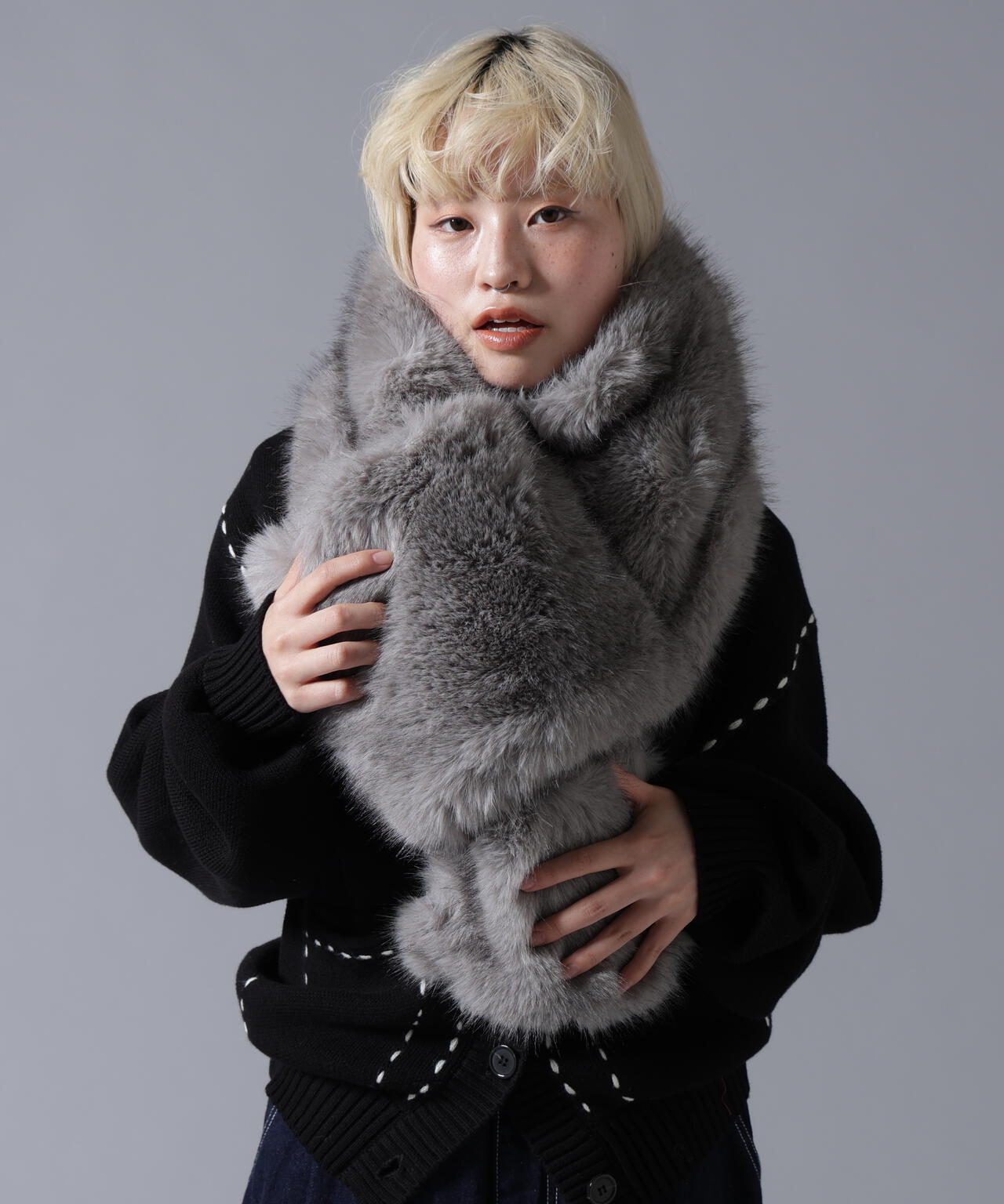 B omnivore/ビーオムニボー ECOFUR MUFFLER