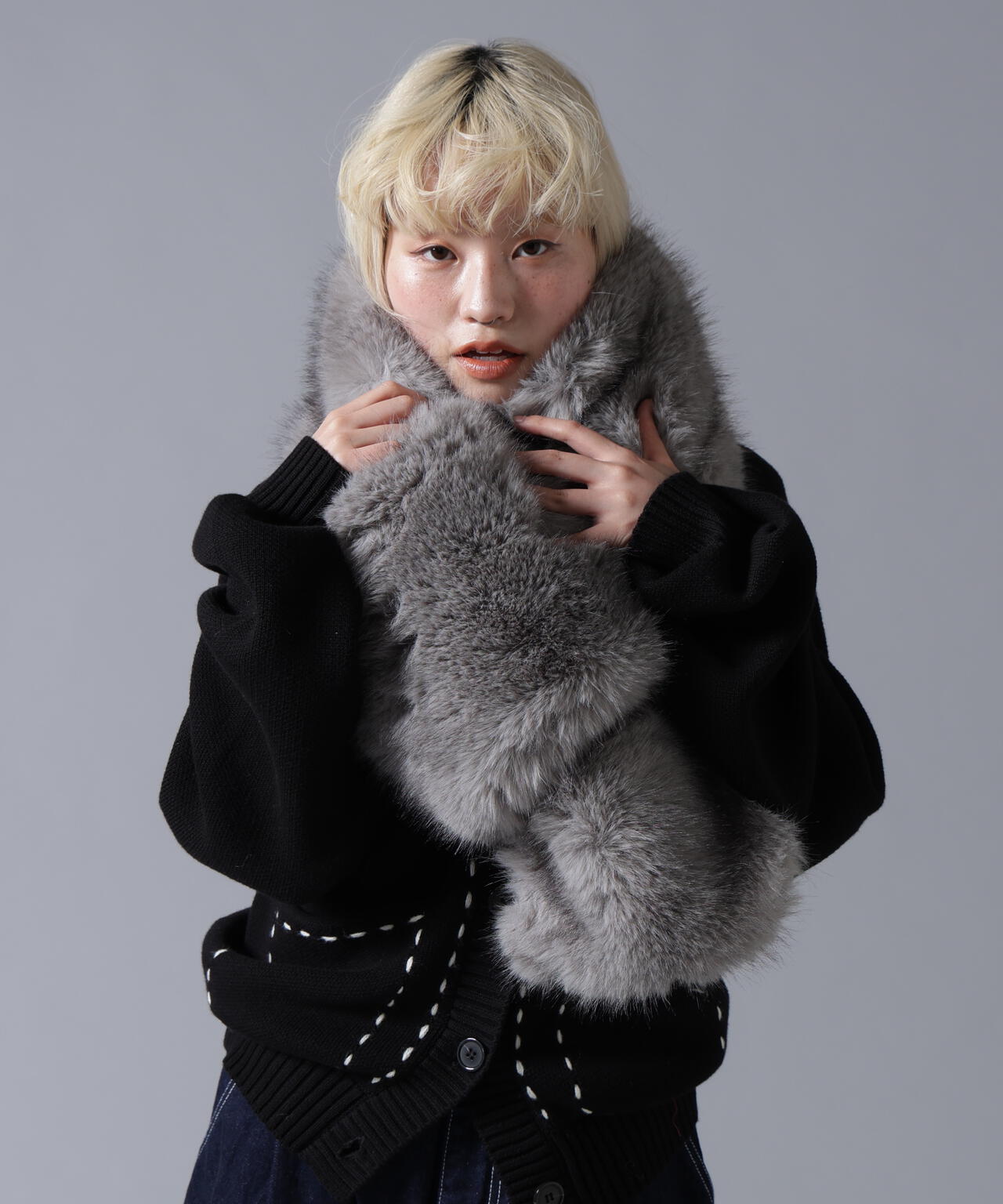 B omnivore/ビーオムニボー ECOFUR MUFFLER
