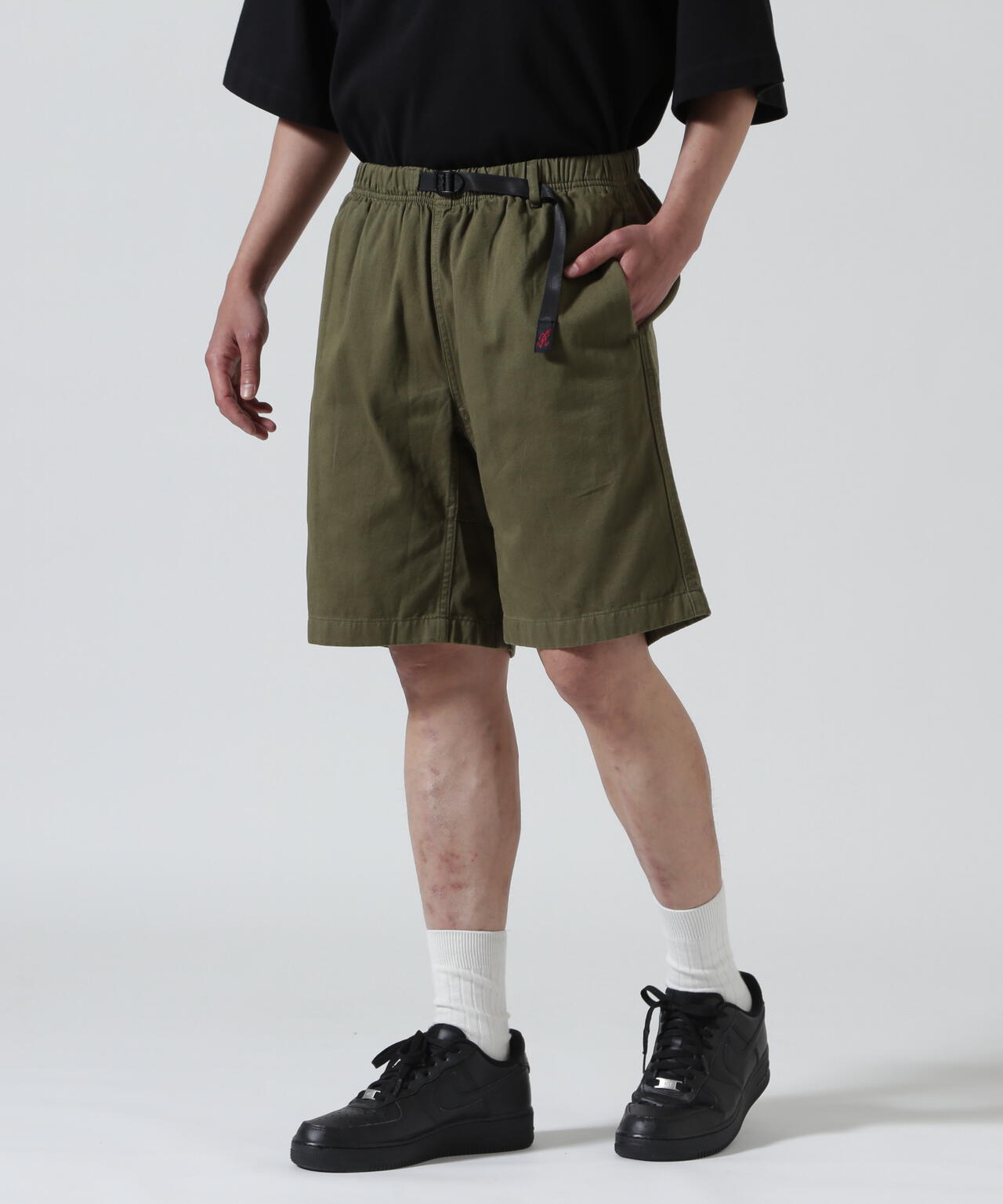 Height 178 Chest 92 Waist 76 hips 95 Shoes 27.0 着用サイズ:S