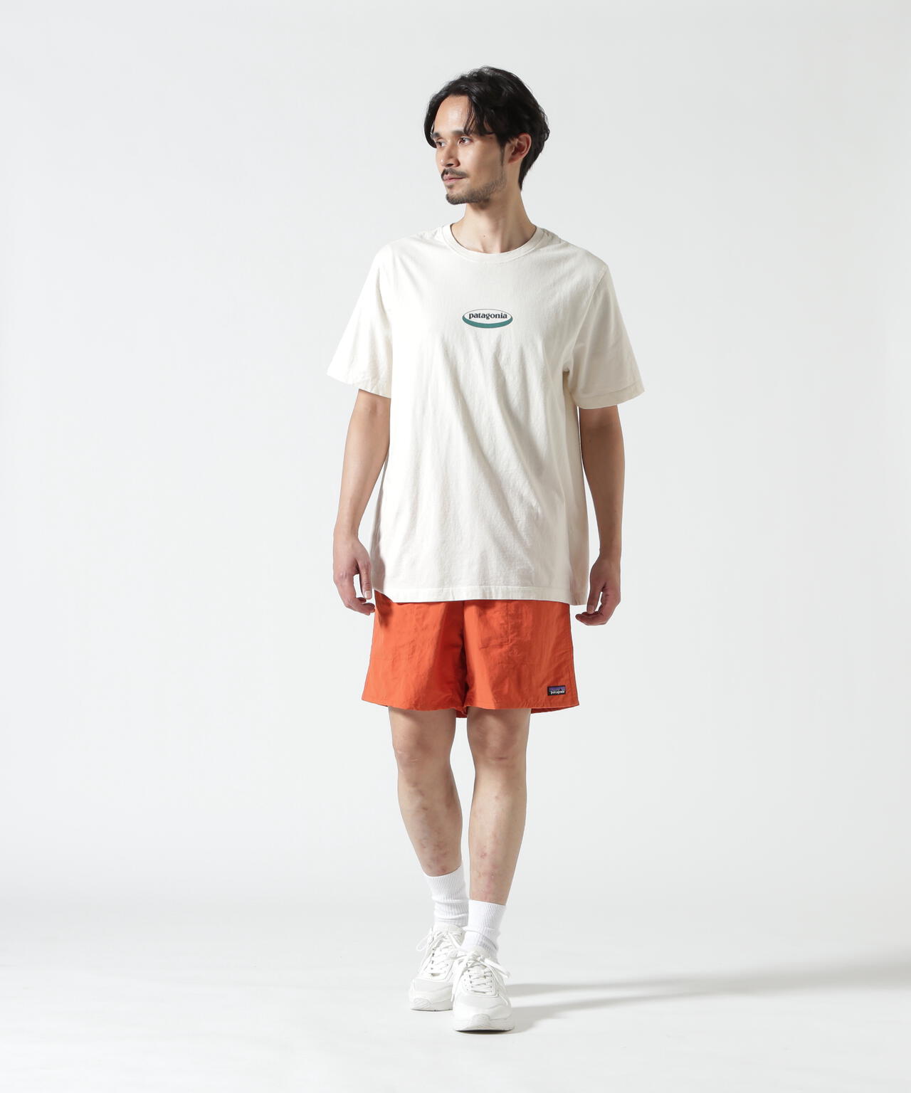 Height 178 Chest 92 Waist 76 hips 95 Shoes 27.0 着用サイズ:L