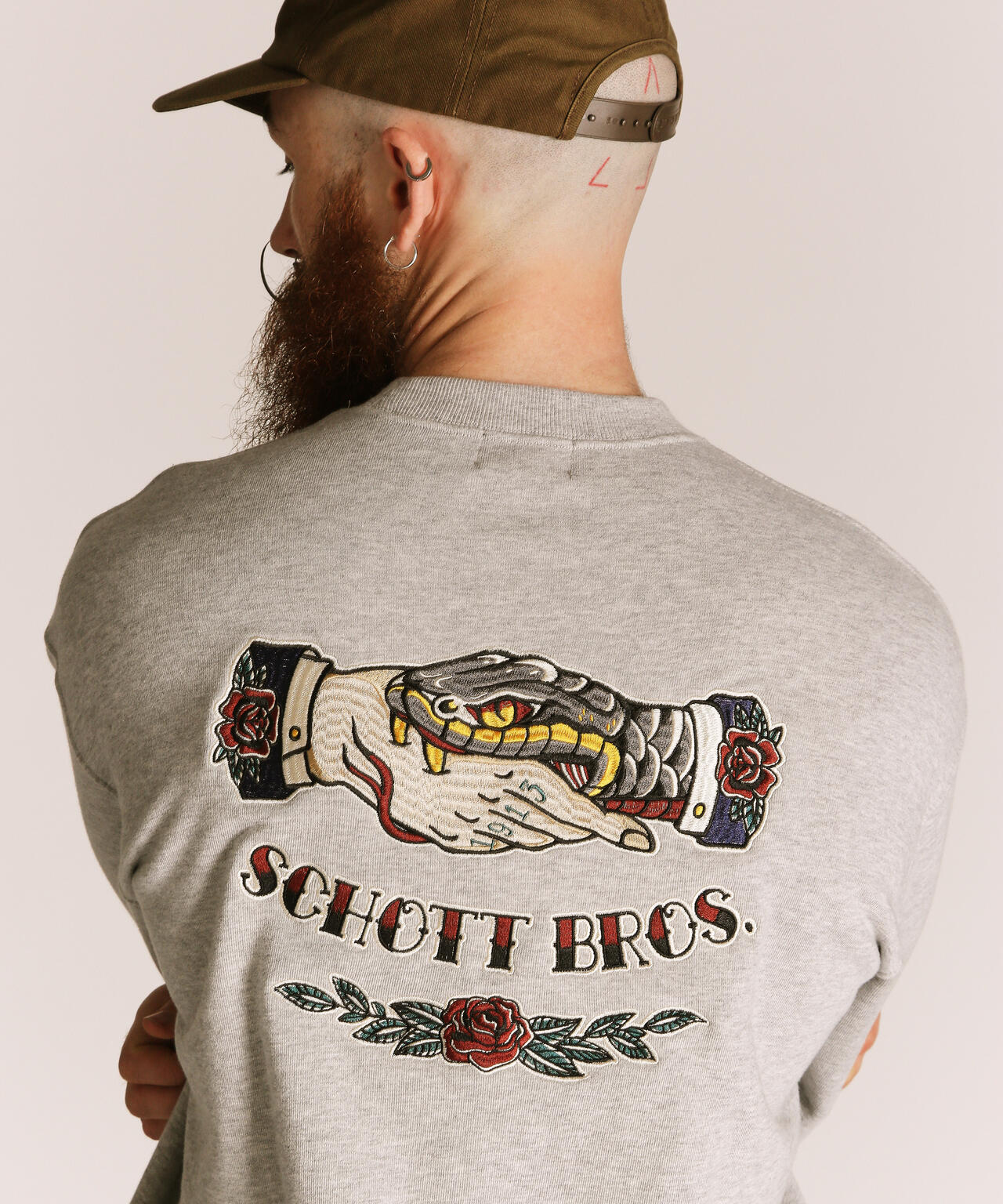 SHAKE HAND SNAKE CREW SWEAT/シェイクハンドスネーク クルースウェット