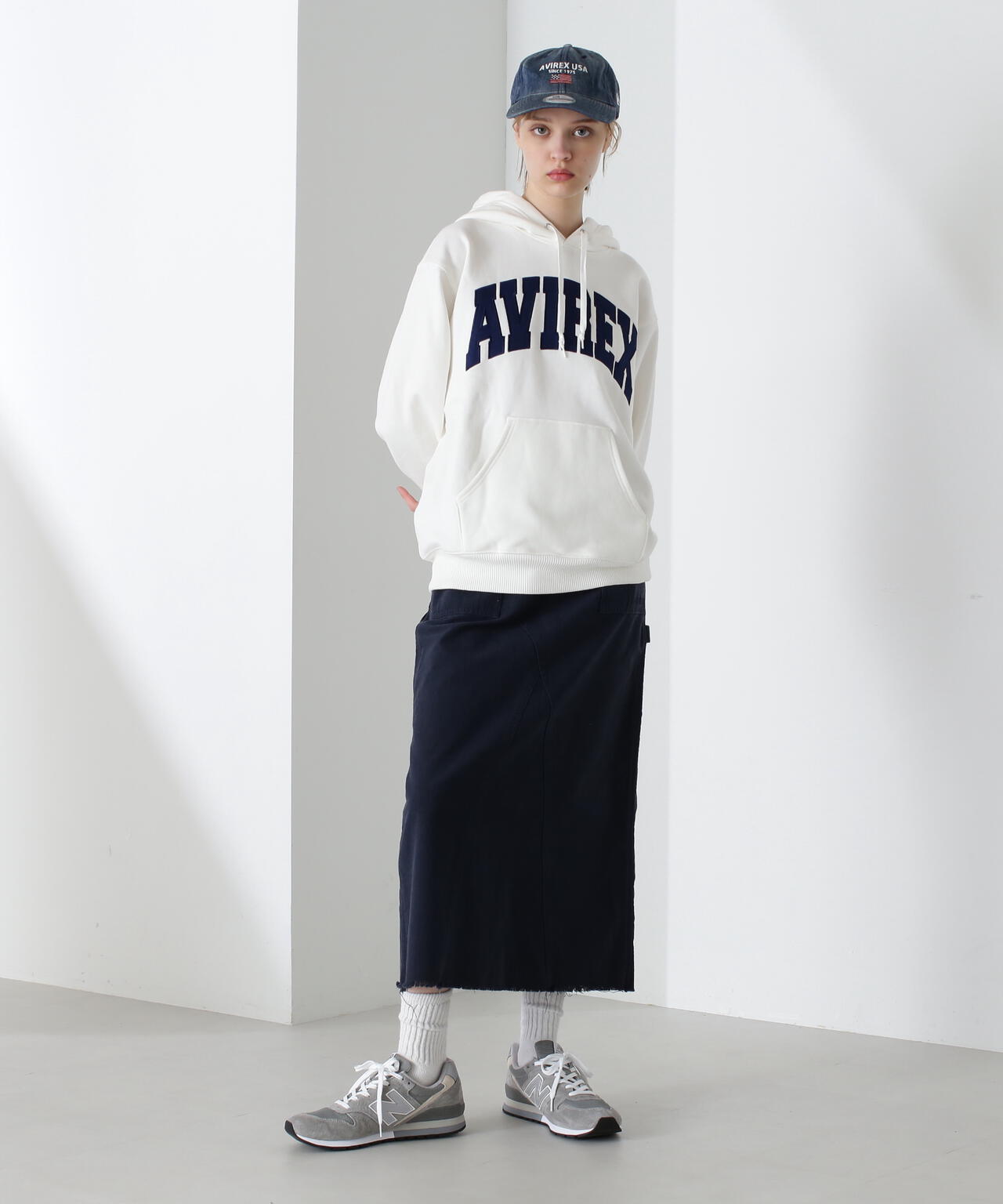 《DAILY/デイリー》PULLOVER SWEAT PARKA LOGO / プルオーバー スウェット パーカー ロゴ / AVIREX