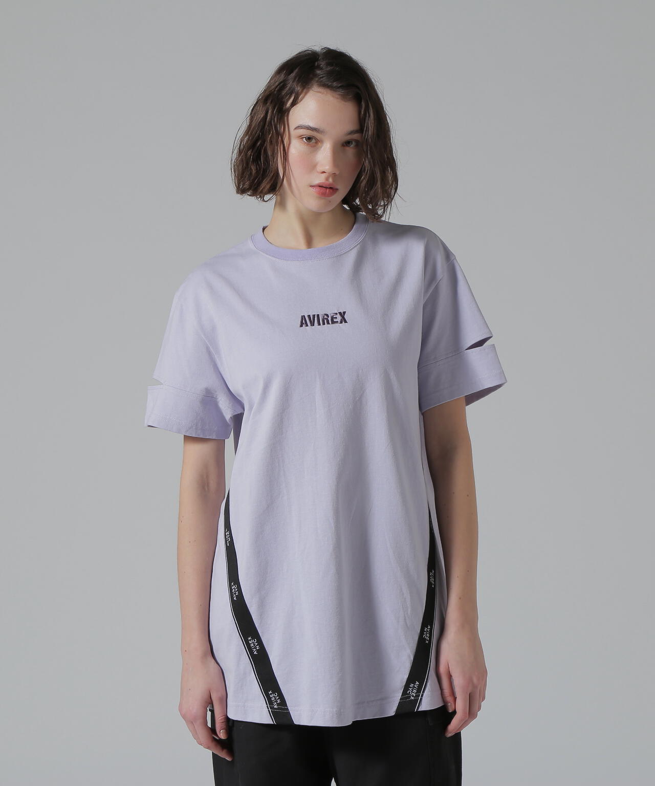 CUFFS OPEN LOGO TAPE EMBROIDERED ONEPIECE/カフスオープンロゴテープ刺繍ワンピース