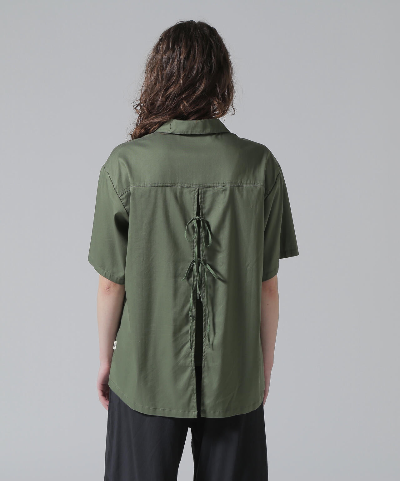 《直営店限定》WOMEN'S BACK RIBBON TENCEL SHIRTS/バックリボン テンセルシャツ