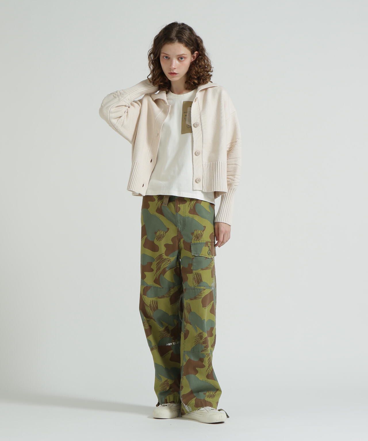 《直営店限定》GARMENTDYED CARDIGAN