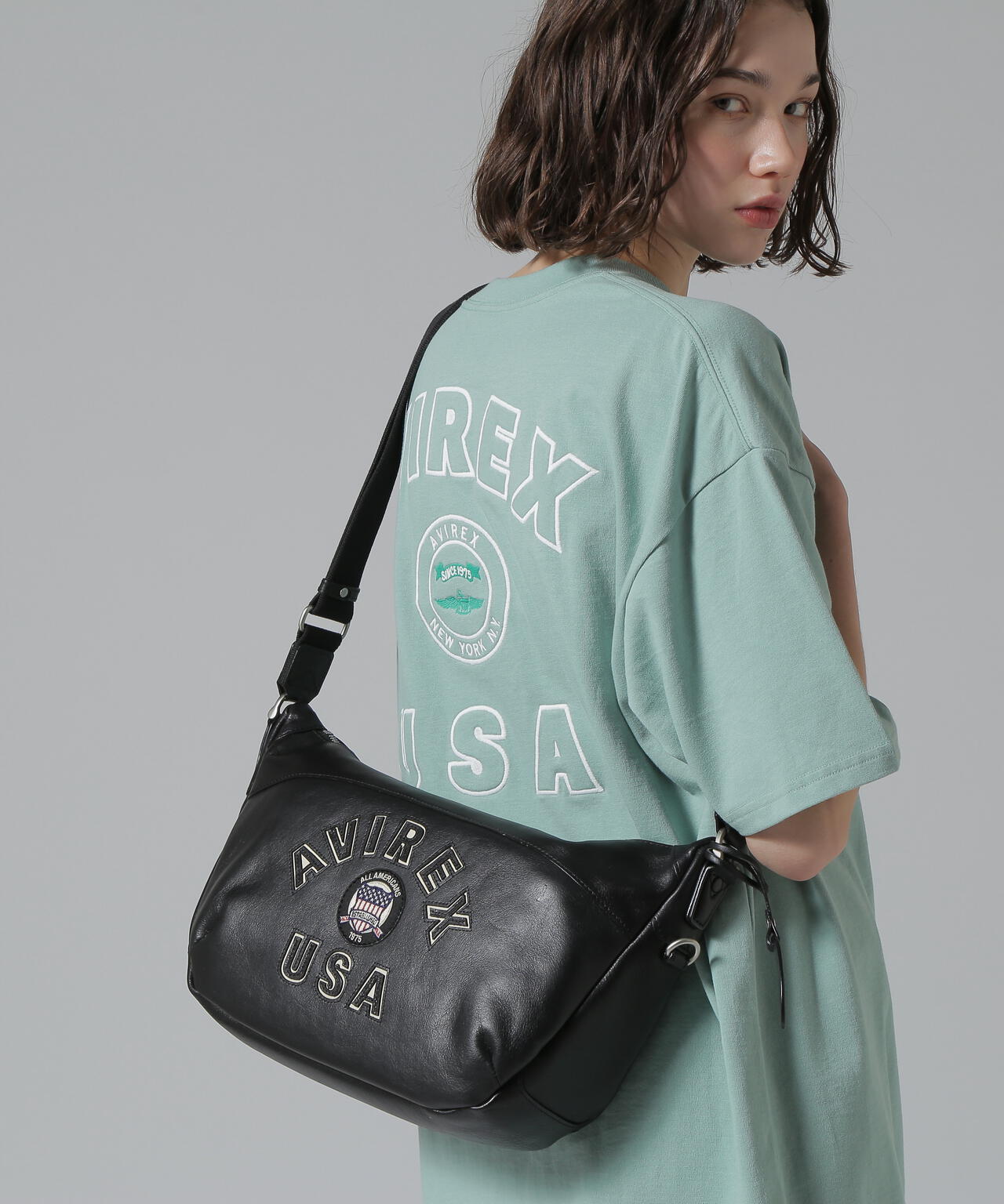 VARSITY LEATHER HOBO BAG / AVX5650