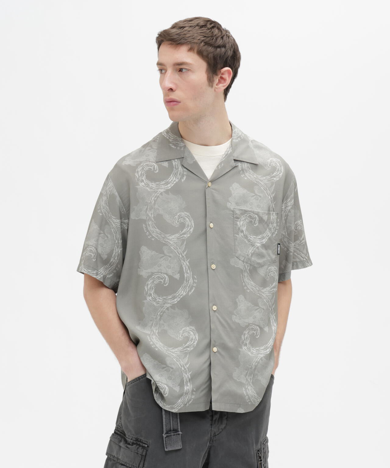 ALOHA SHIRT ”KOMAINU”