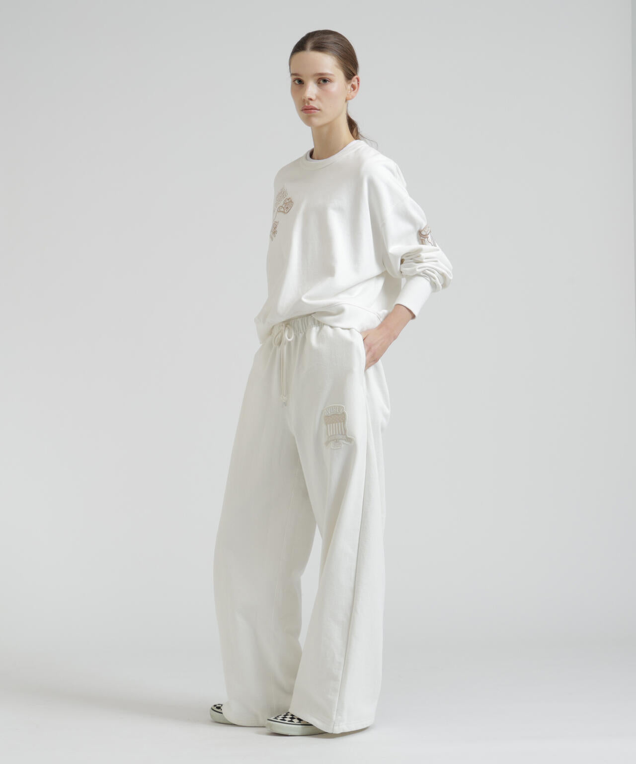 《WOMAN》SIGNATURE VARSITY LOGO SWEAT PANTS