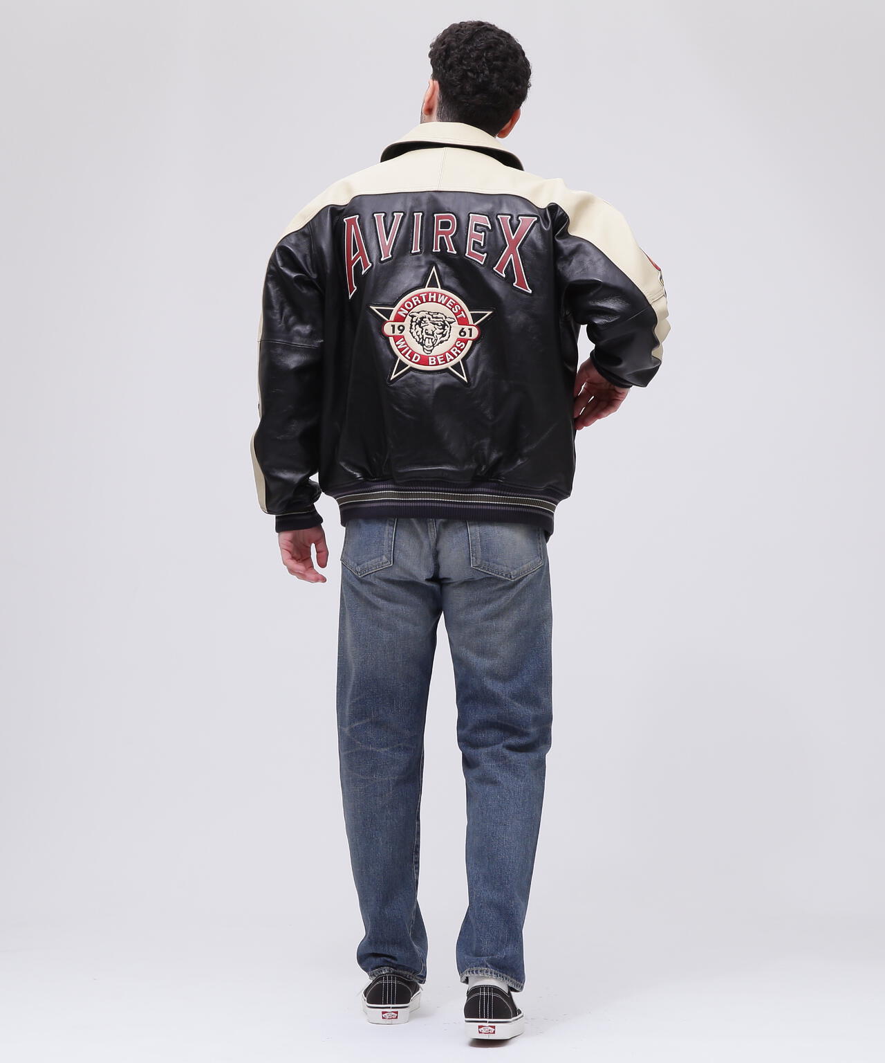 STADIUM JACKET WILD BEARS