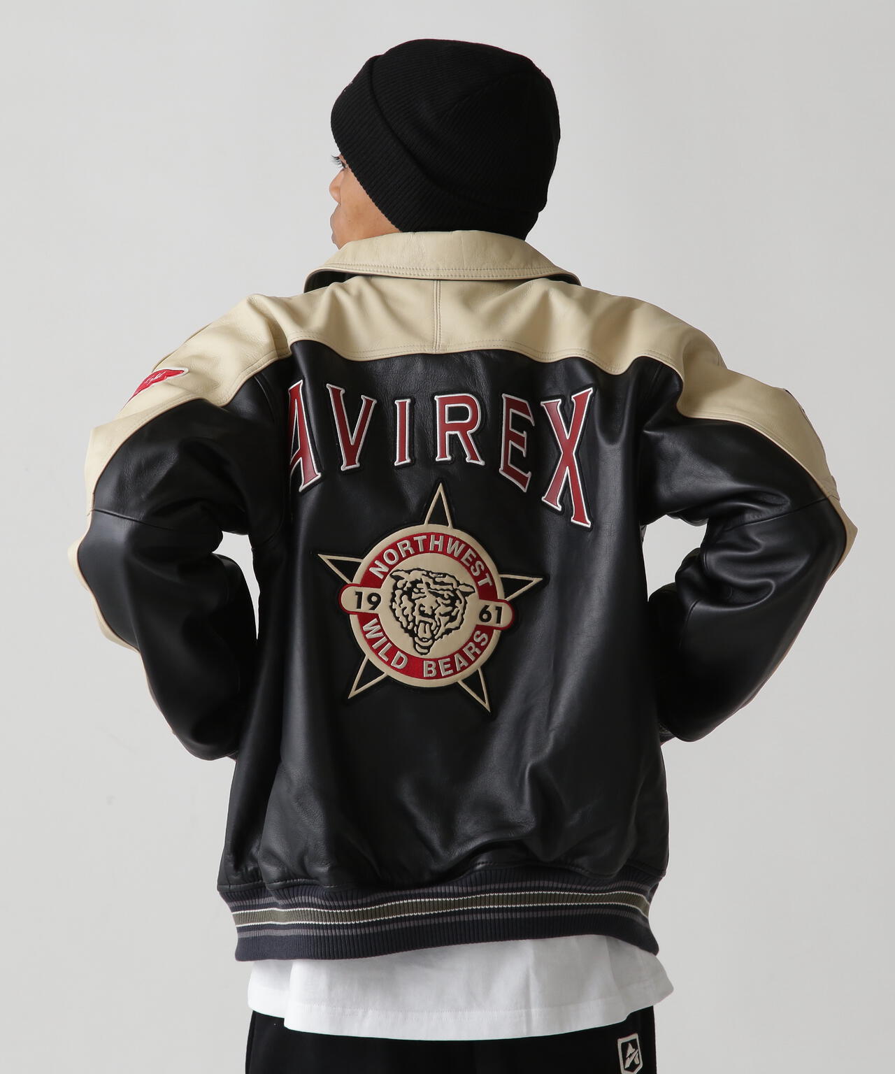 STADIUM JACKET WILD BEARS