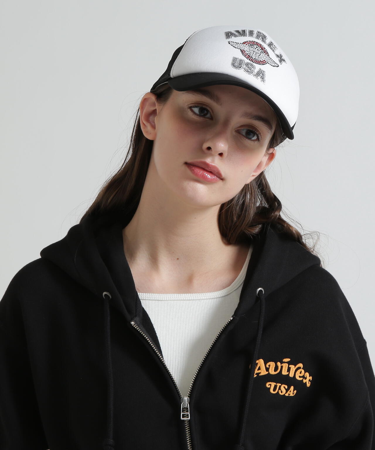 【直営店限定】RHINESTONE VARSITY LOGO MESH CAP