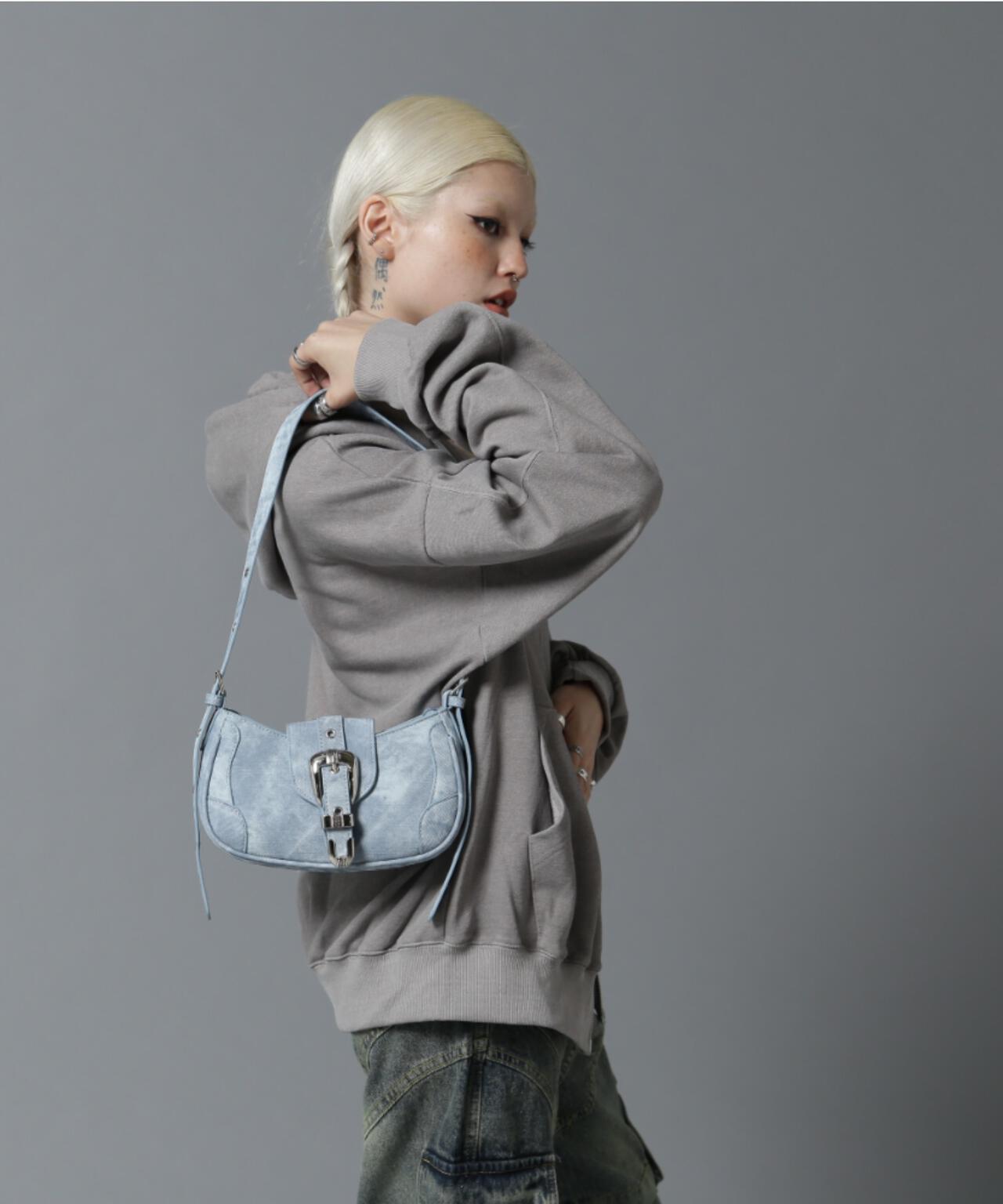 【WEB限定】SIS/エスアイエス/バックルベルトハンドバッグ