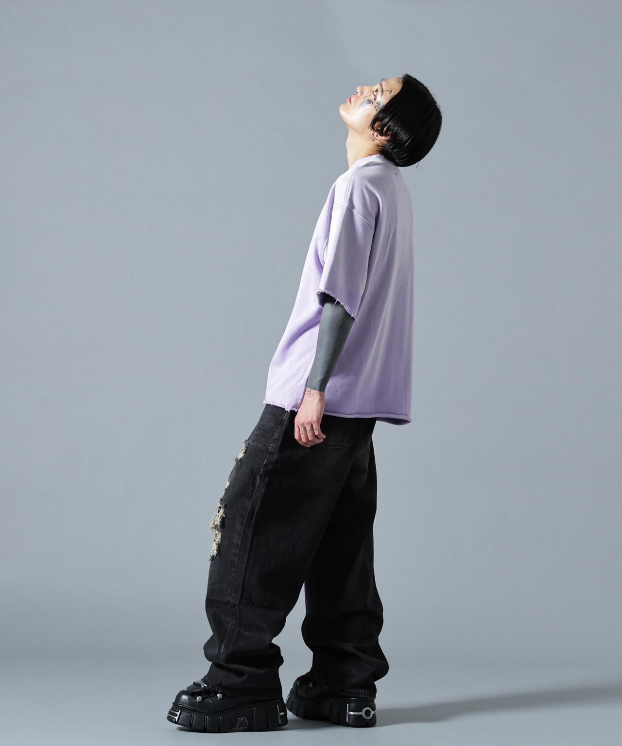 180cm B:87 W:66 H:84 着用サイズ:L