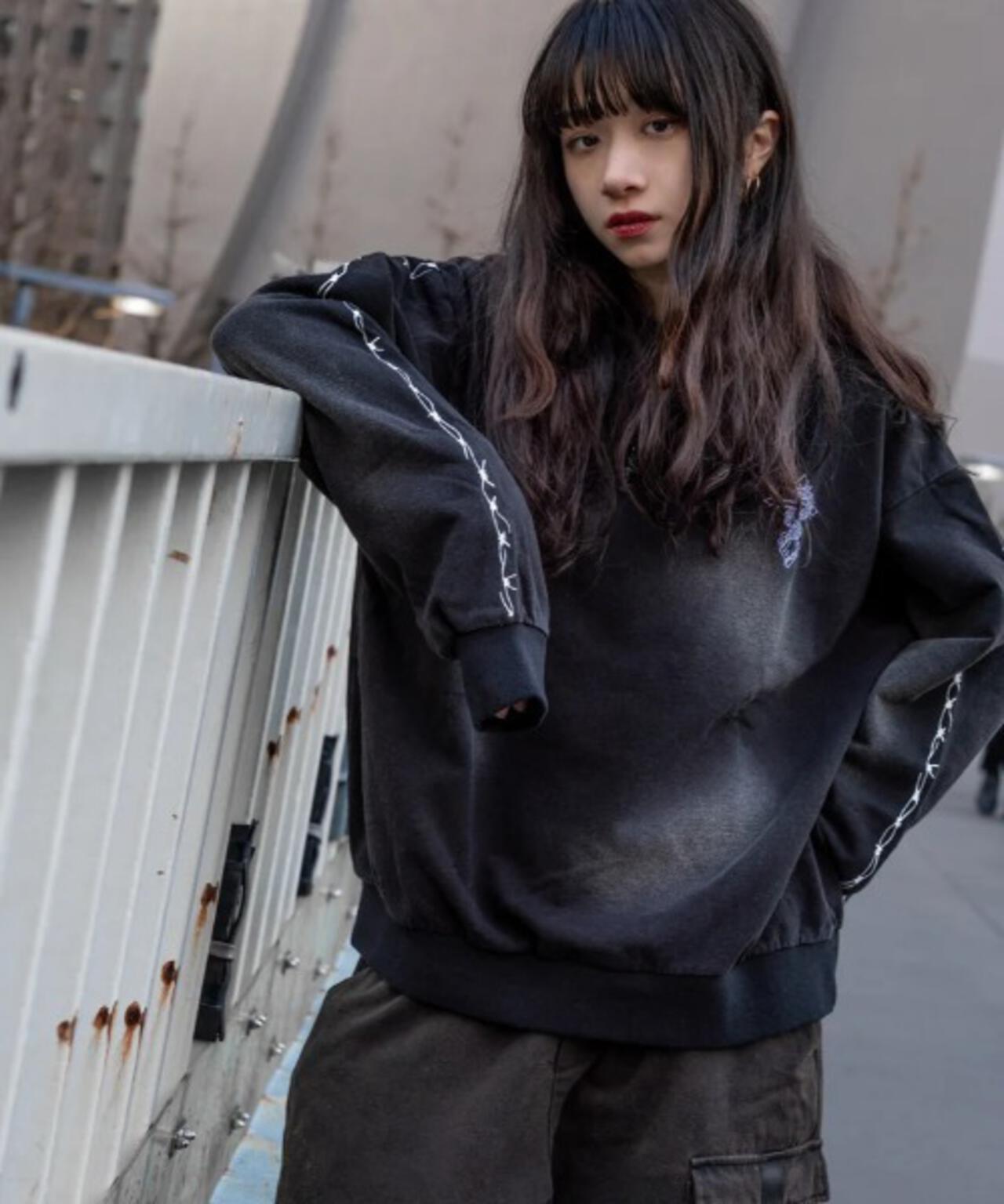 gibous/ギボス/snake cross trainer