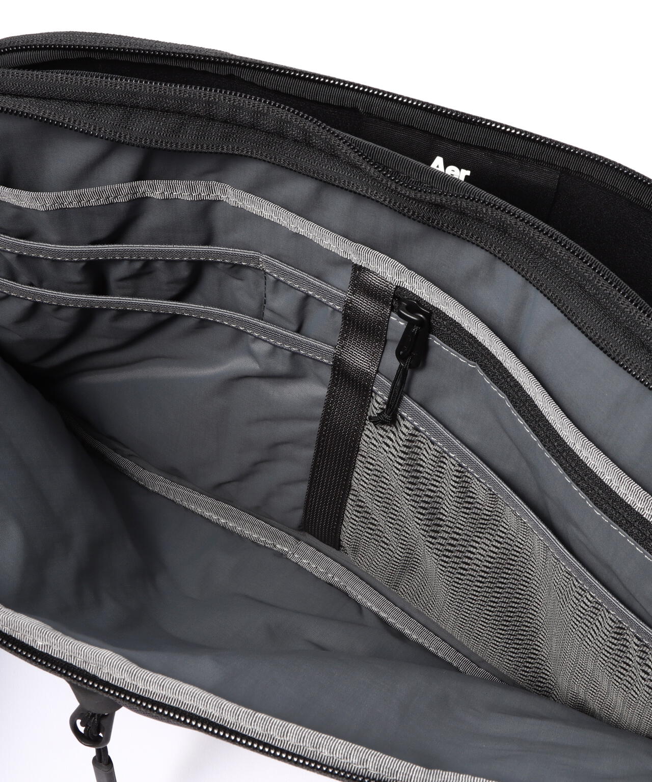 Aer(エアー)Tech Folio 13' Black ラップトップケース/パソコンケース
