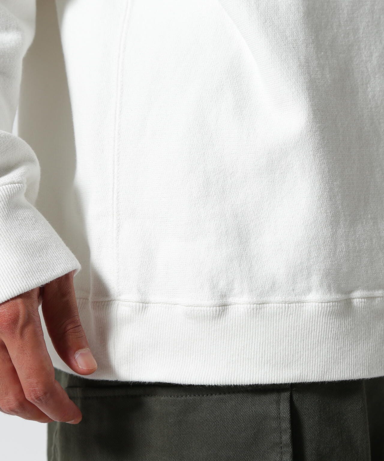 ATON (エイトン) GARMENT DYED URAKE OVERSIZED PULLOVER
