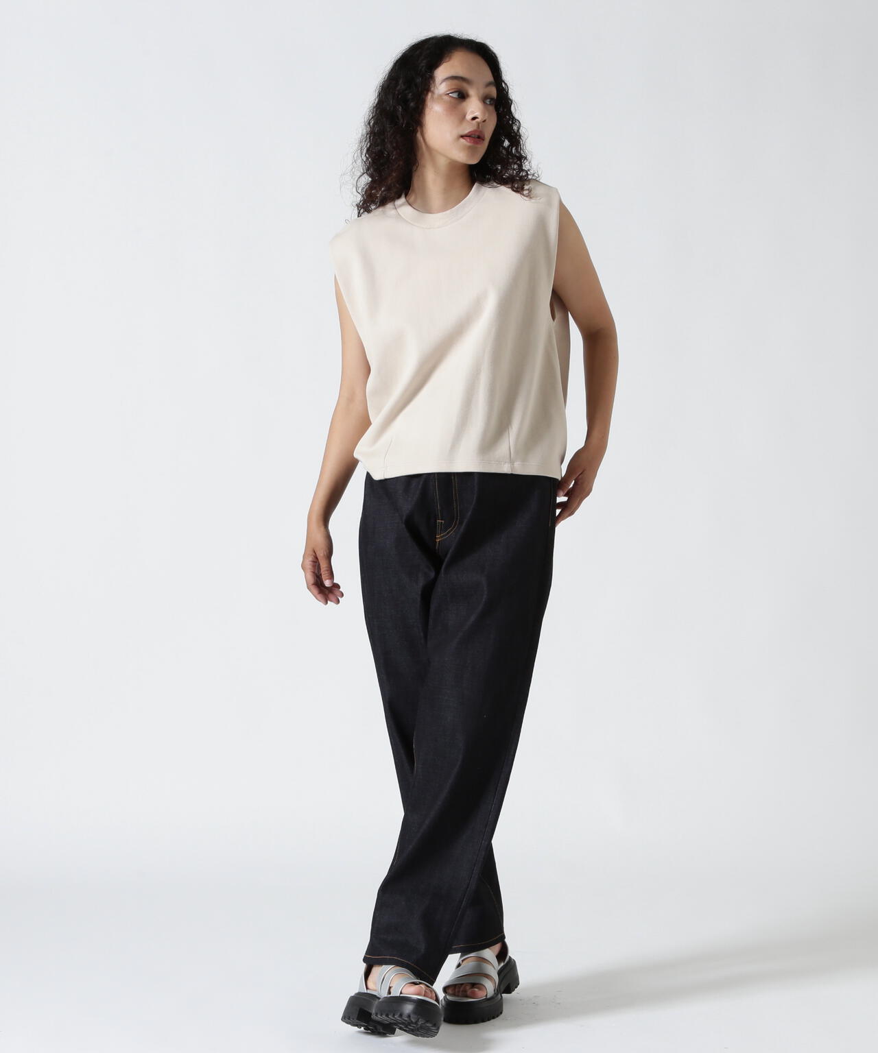 YENN(イエン)SLEEVELESS SWEAT PO /Y253-81077