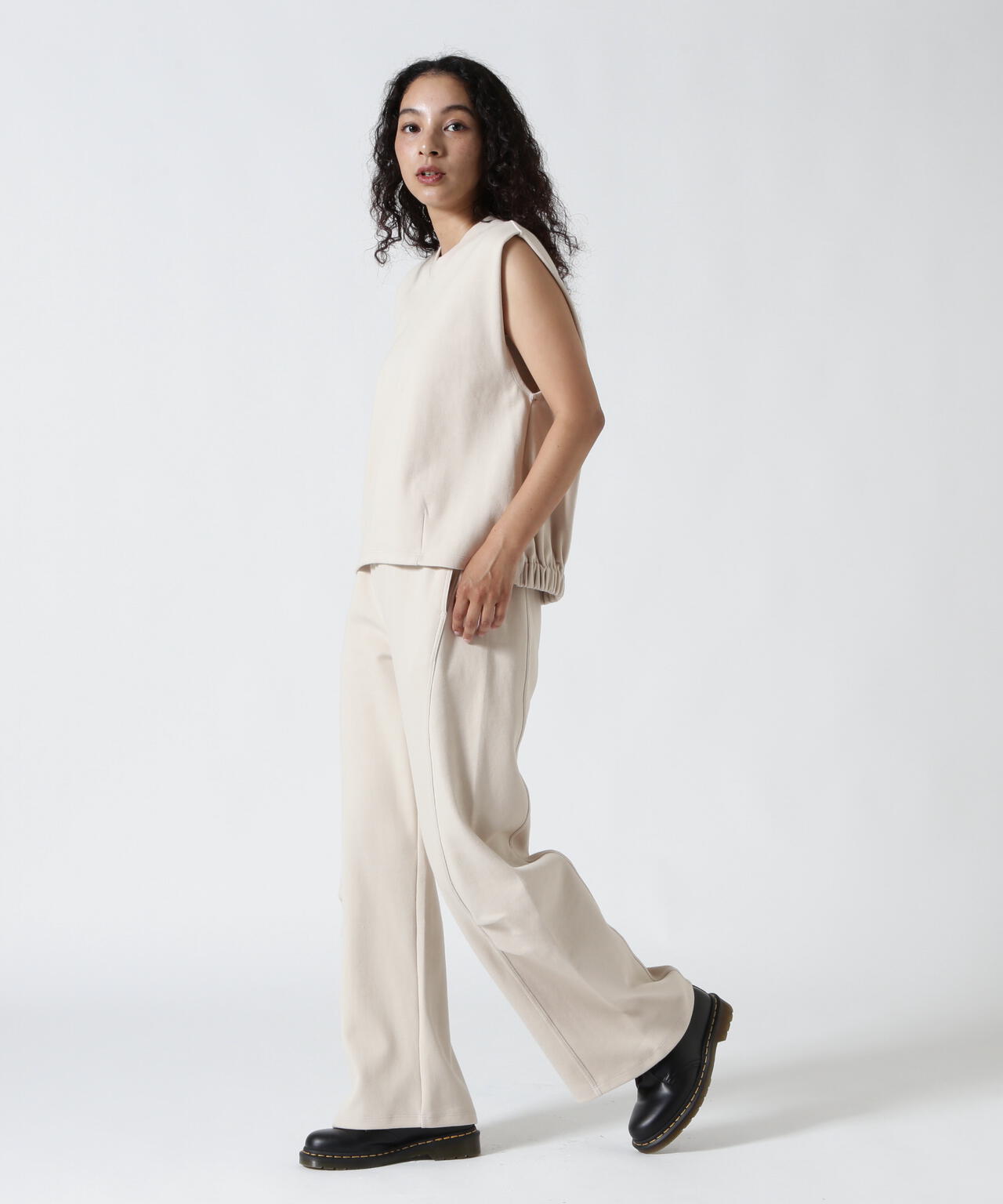 YENN(イエン)SLEEVELESS SWEAT PO /Y253-81077