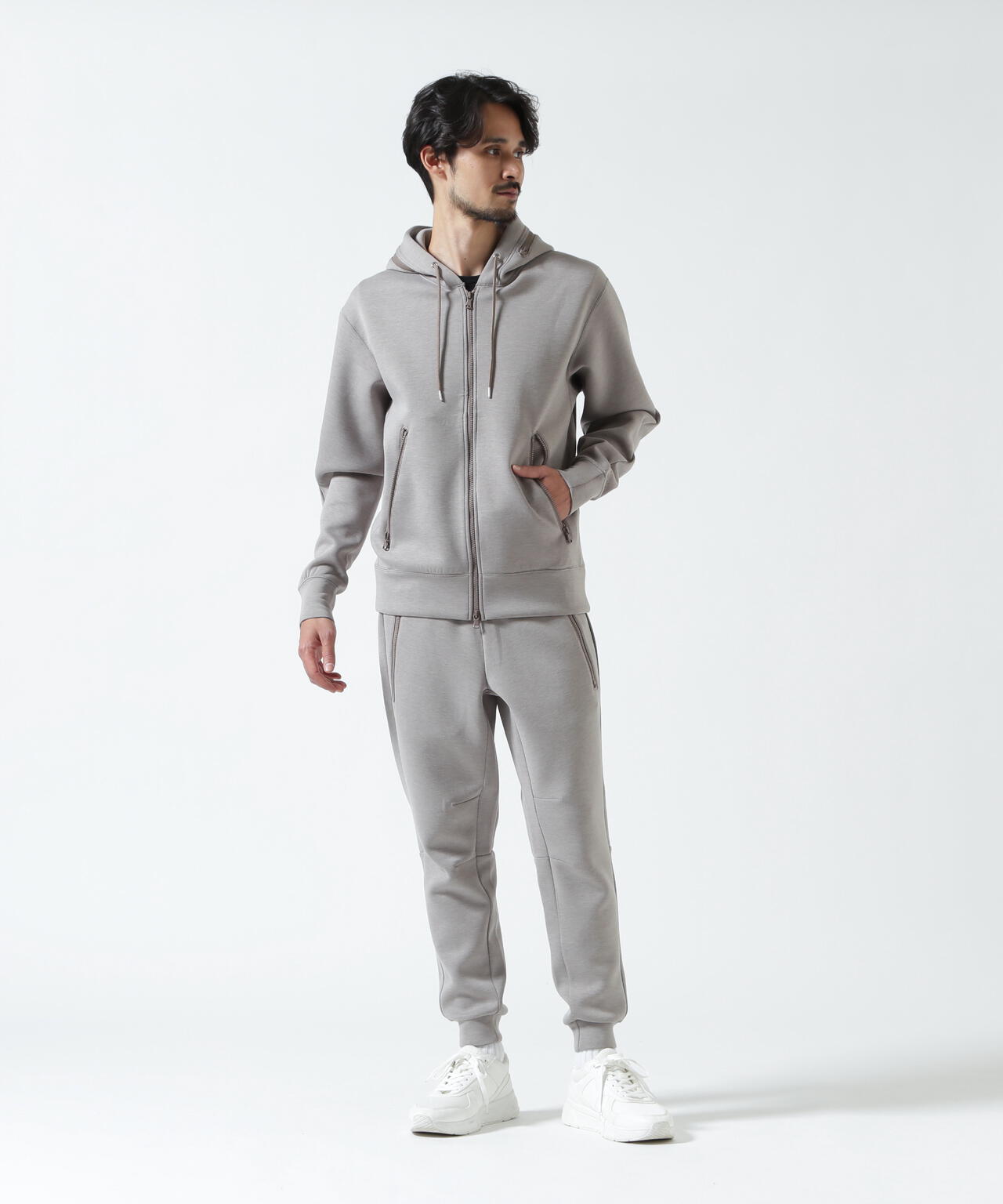 PIUORO(ピウオロ)CARDBOARD ZIP HOODIE