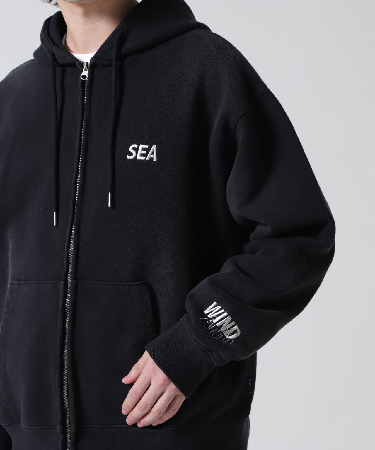 WIND AND SEA(ウィンダンシー)SULFUR DYEING LOGO ZIP SWEATSHIRT