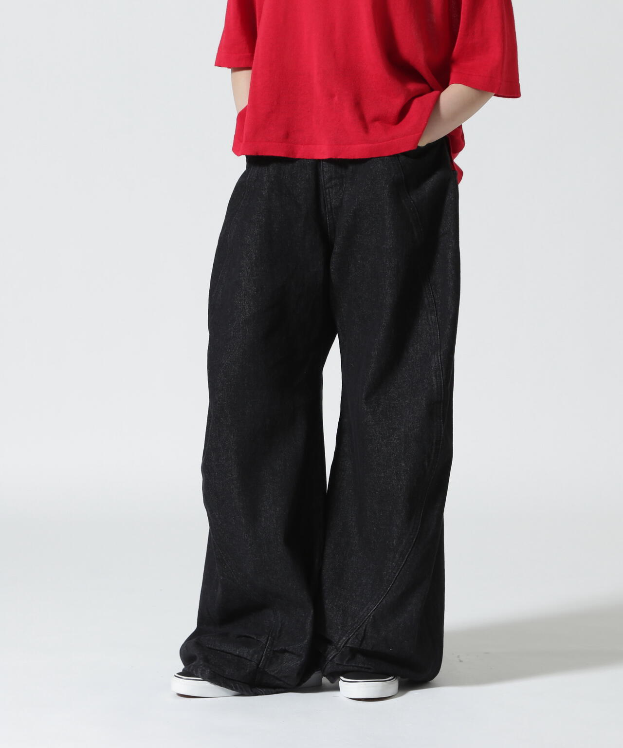 Knuth Marf(クヌースマーフ)tuck design denim pants