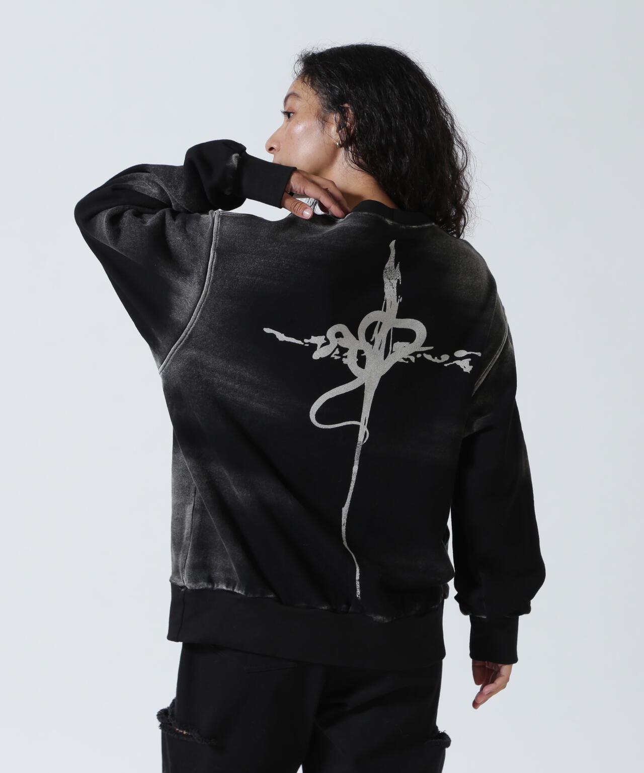 KMRii/ケムリ/Serpent Cross Pullover