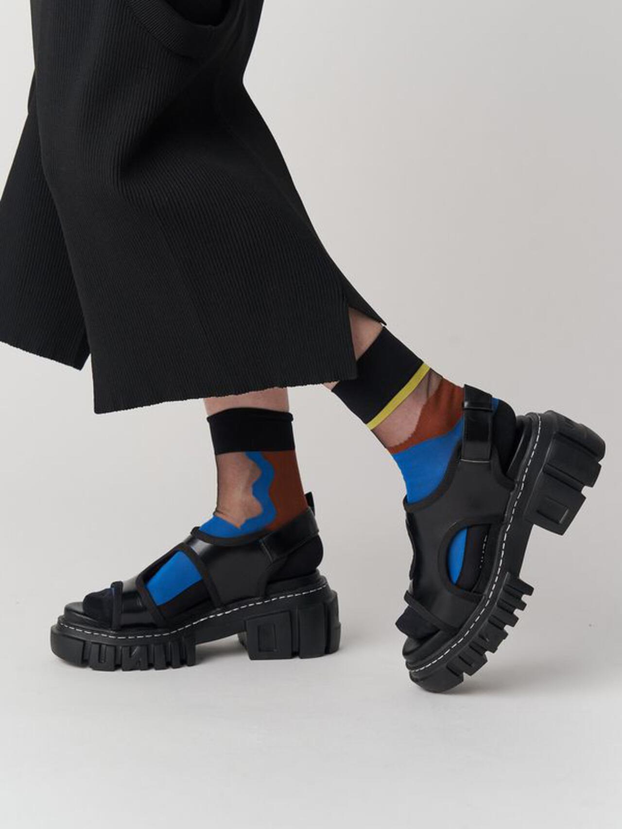 UN3D./アンスリード/HOLE CUTTING LEATHER SANDAL