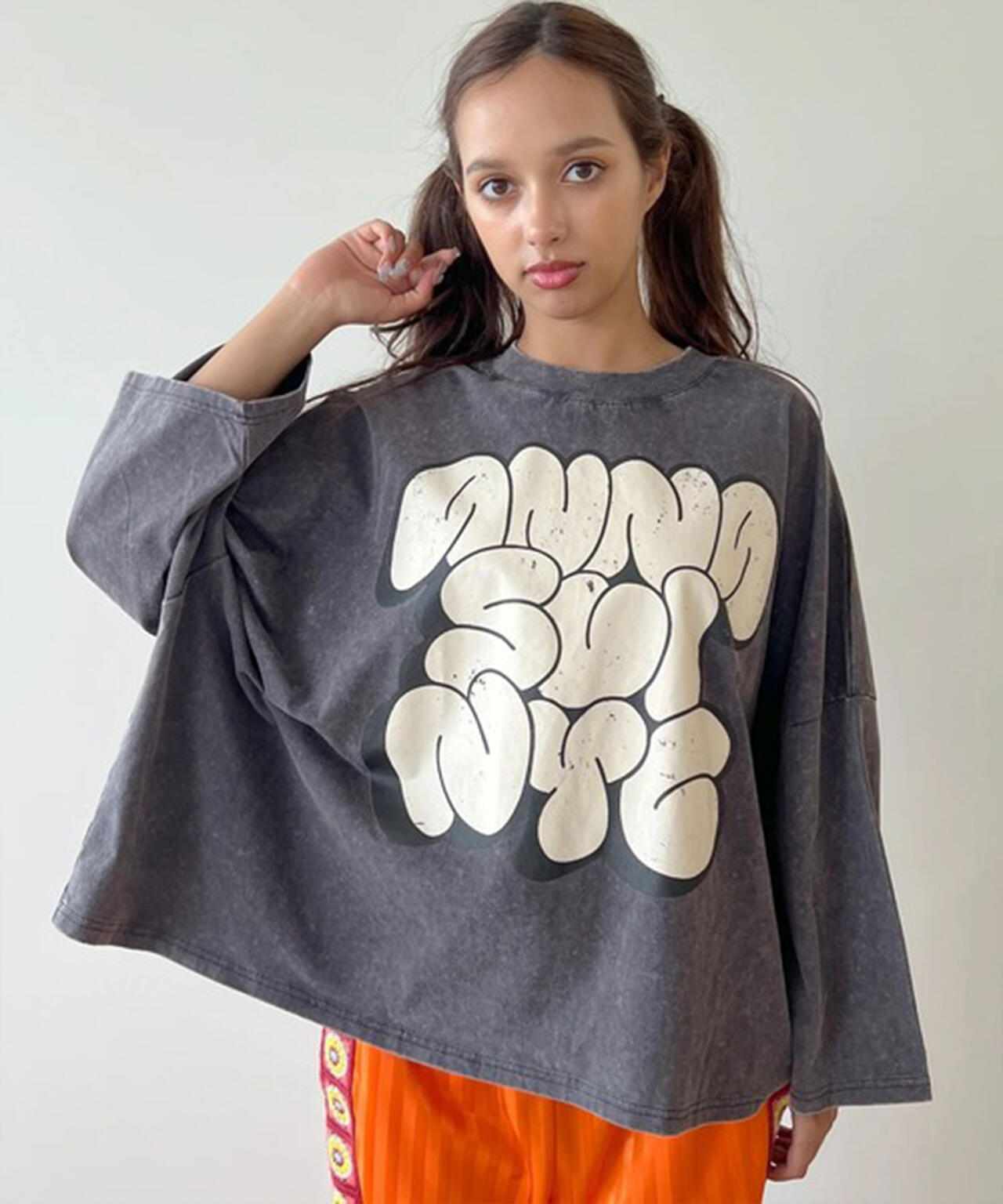 anna sui nyc/アナ スイ エヌワイシー/GRAFFITI BIG Tシャツ