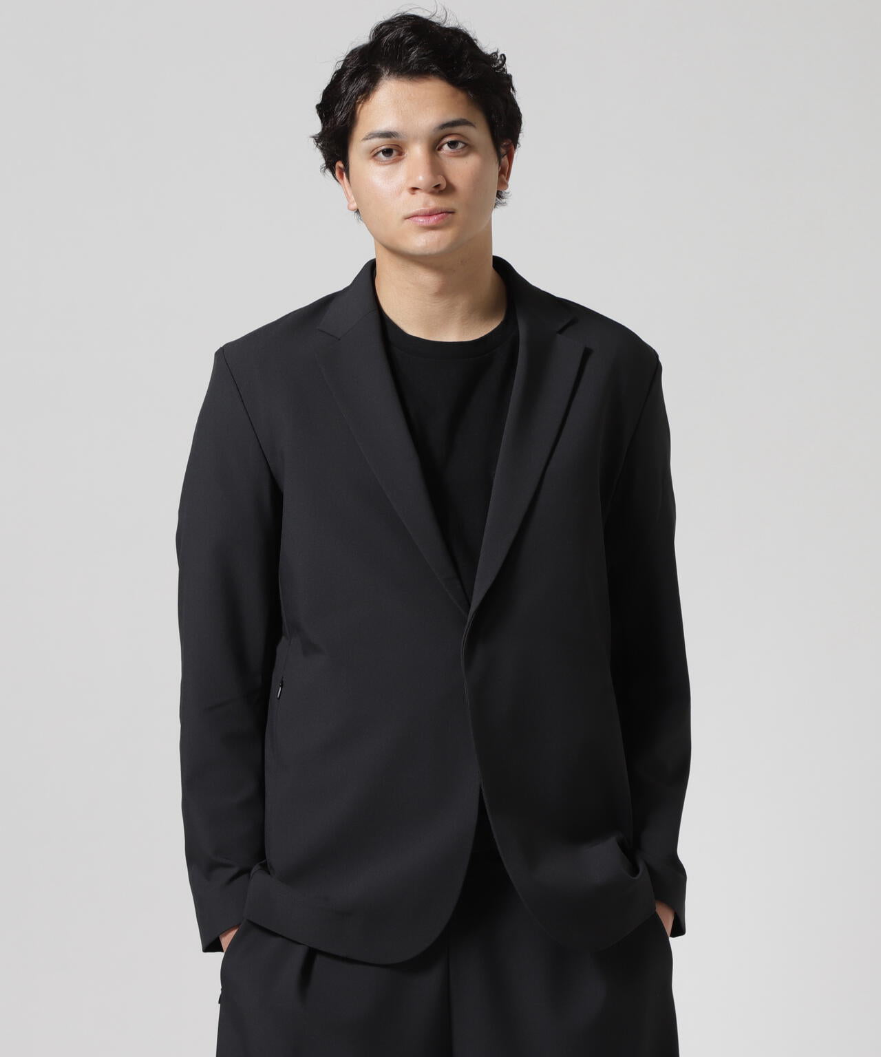 DESCENTE ALLTERRAIN / デサントオルテラインIO/TECH SLIM TAILORED JACKET