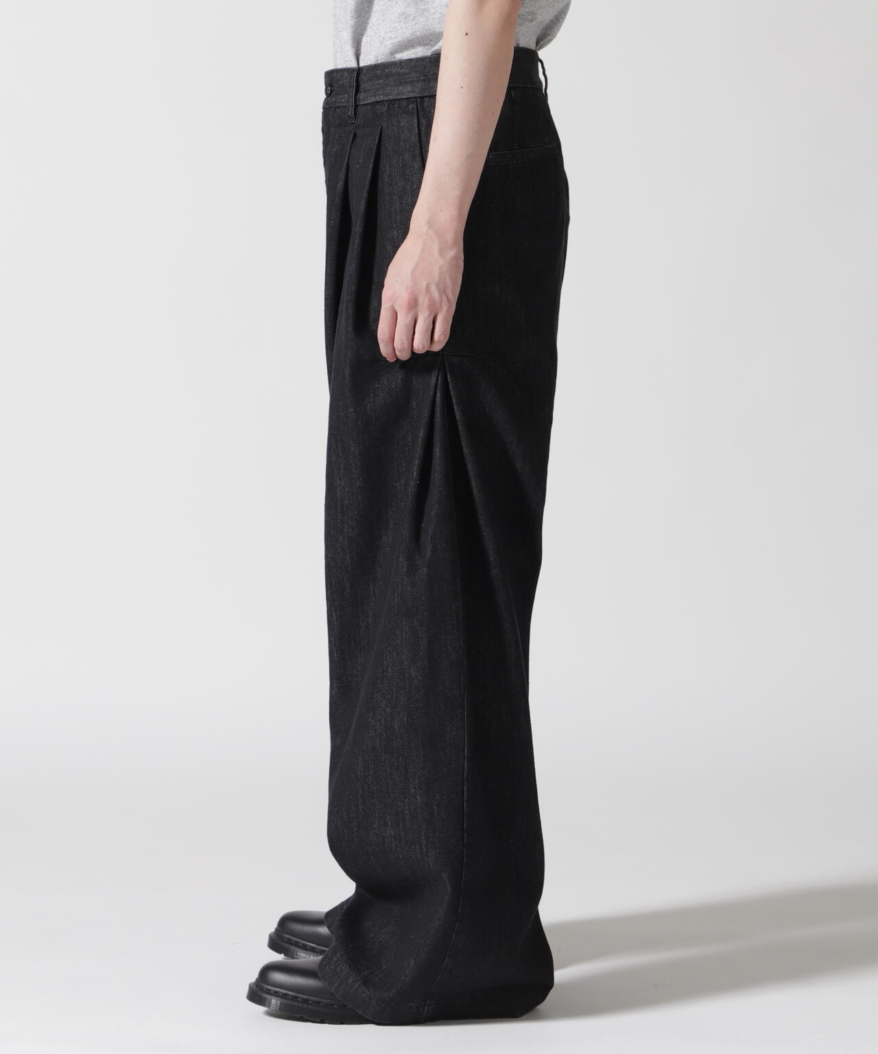 Toironier/トワロニエ/Denim 2Tuck Side Tuck Pants