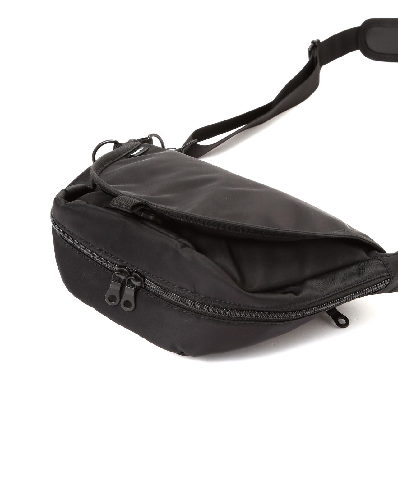 FADEN/ファーデン/Destoryed U half moon bag「004_Janis」