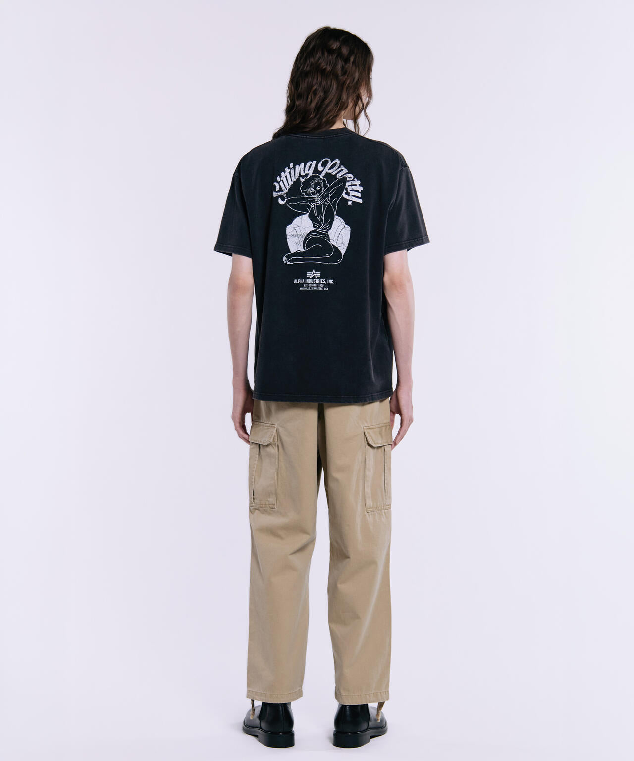 SITTING PRETTY T‐SHIRT